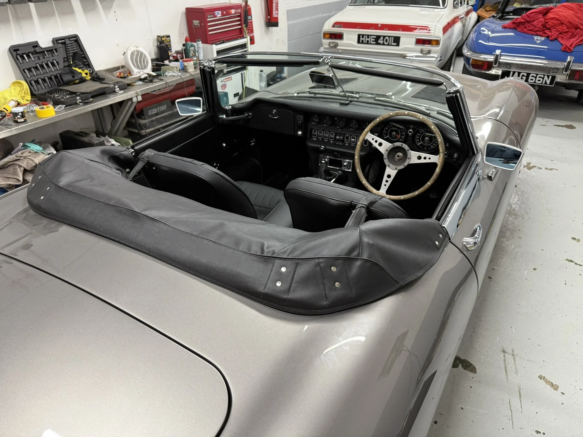 Jaguar E Type S2 Full Retrim Tonneau