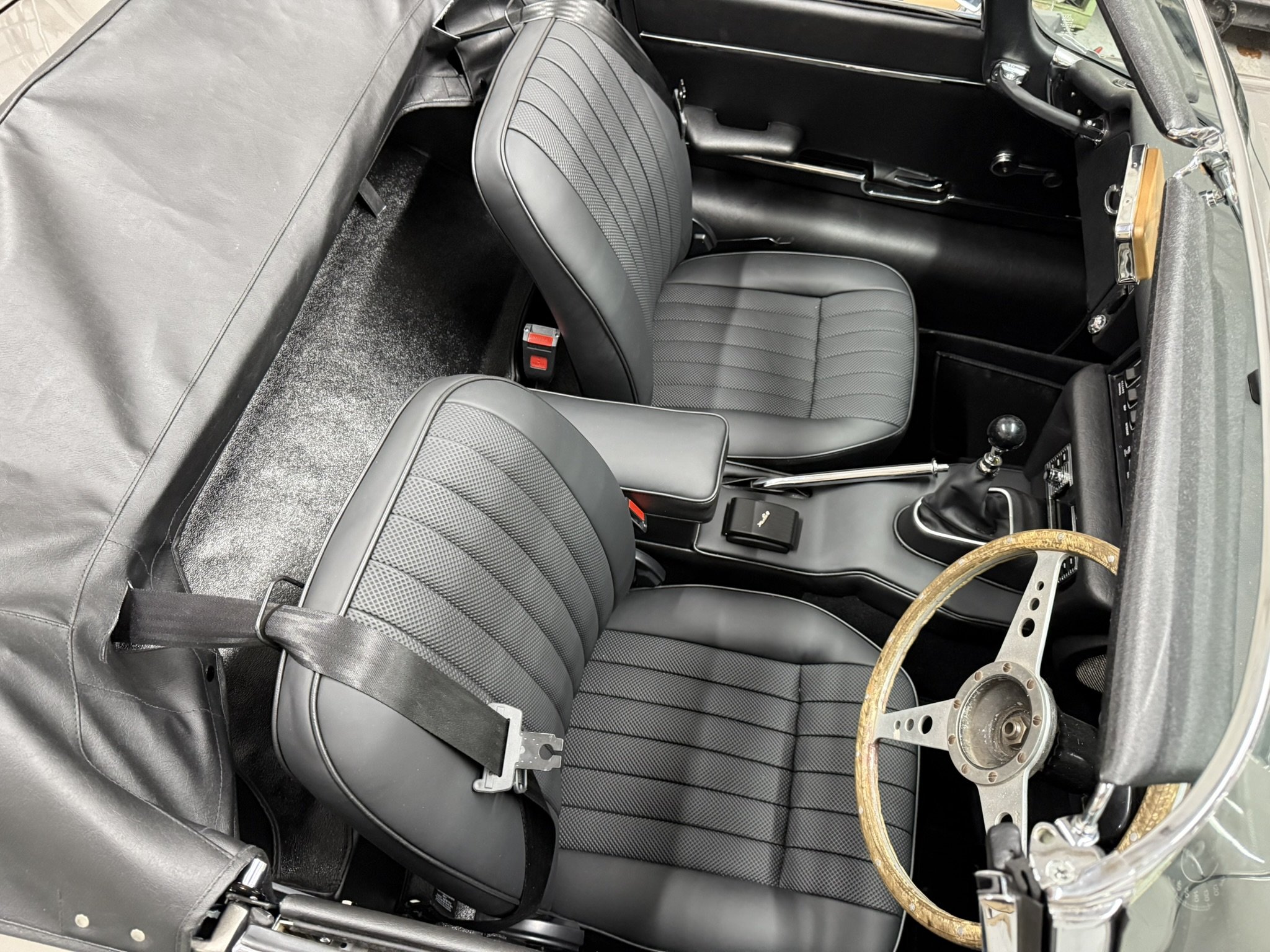 Jaguar E Type S2 Full Retrim Seats