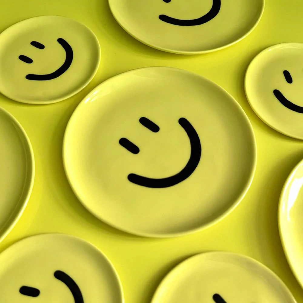 WALL SMILEY
