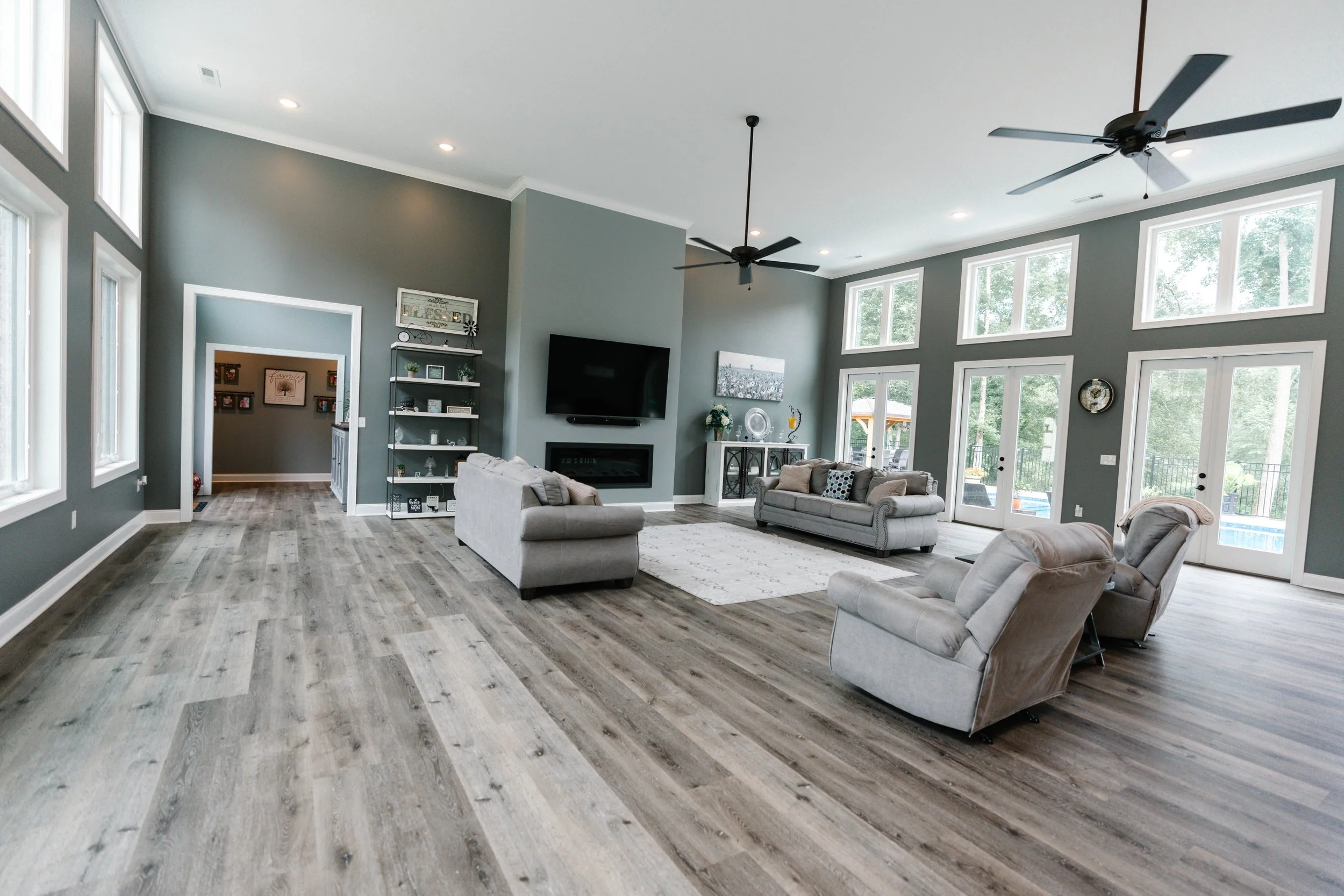 Staggs Shoot 2_-124.jpg