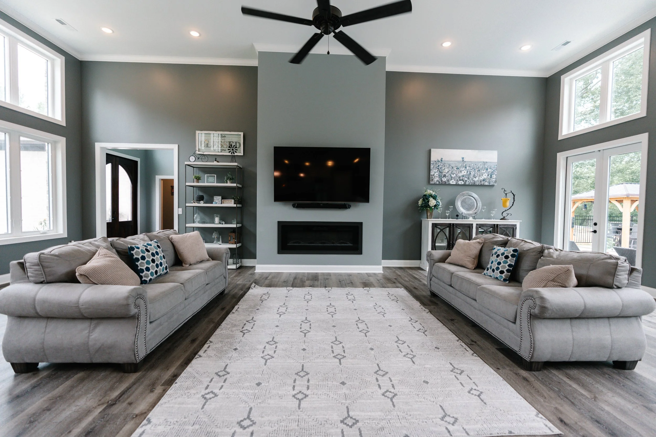 Staggs Shoot 2_-127.jpg