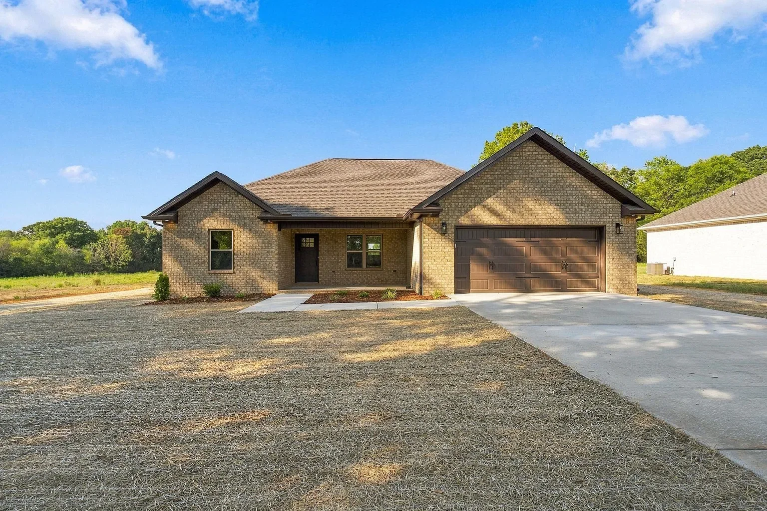 Central Grove - (1,400 SQFT)