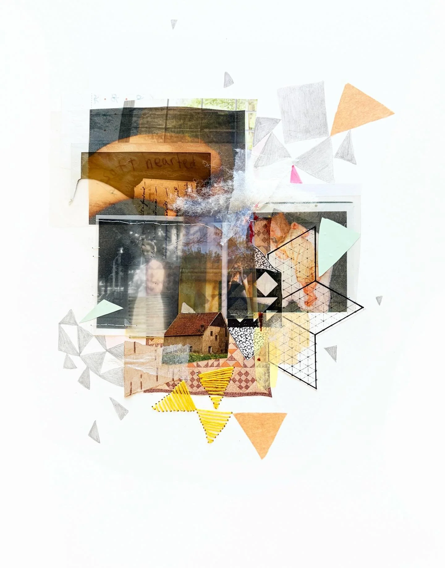 self portrait✨🔺
(surfacing, concealing, what we choose to reveal)