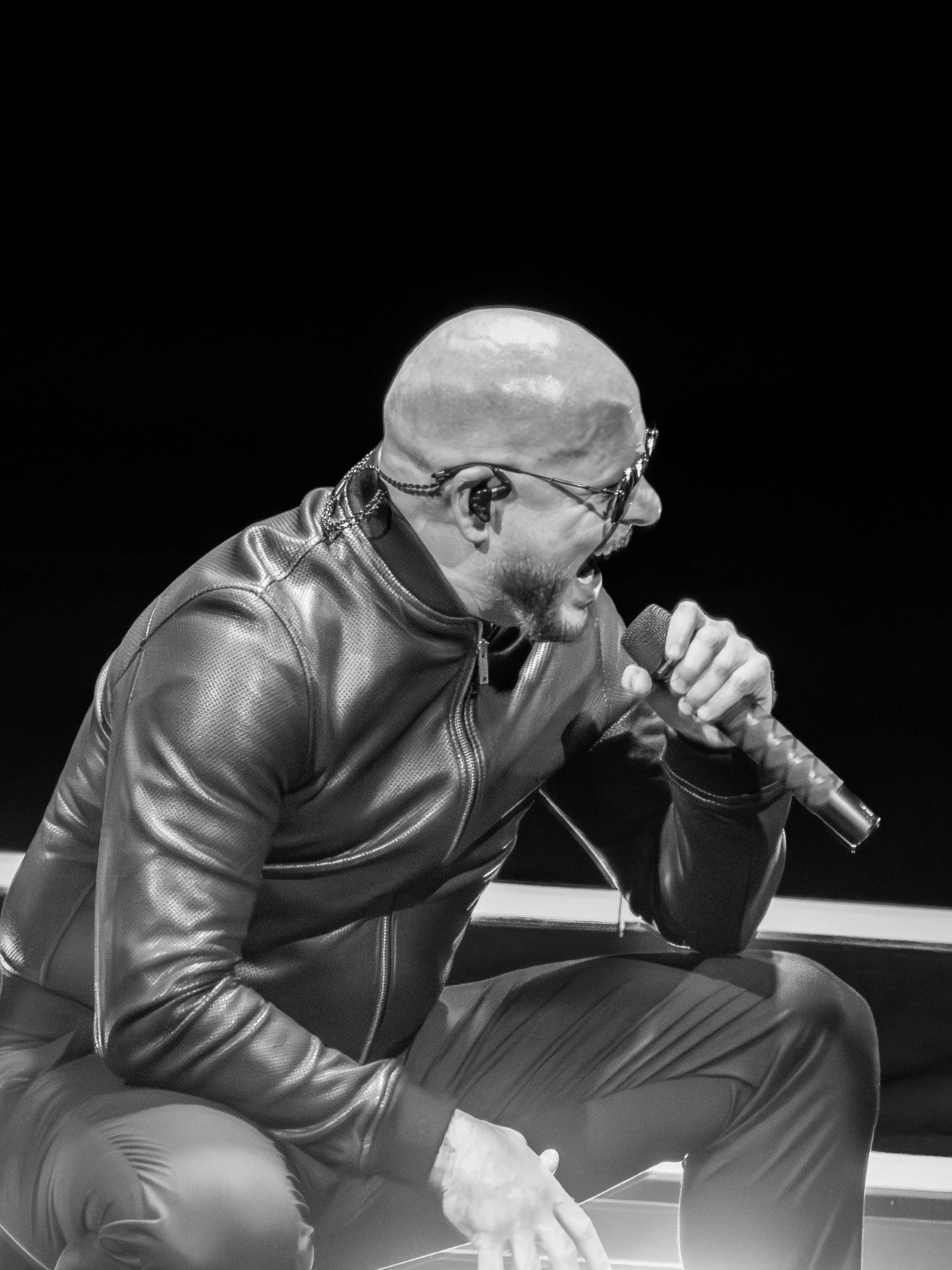 Mr. World Wide aka Mr. 305 aka @pitbull featuring @liljon at @talkingstickamp 

So many bald caps and white button downs! 

📸 @phoenixnewtimes