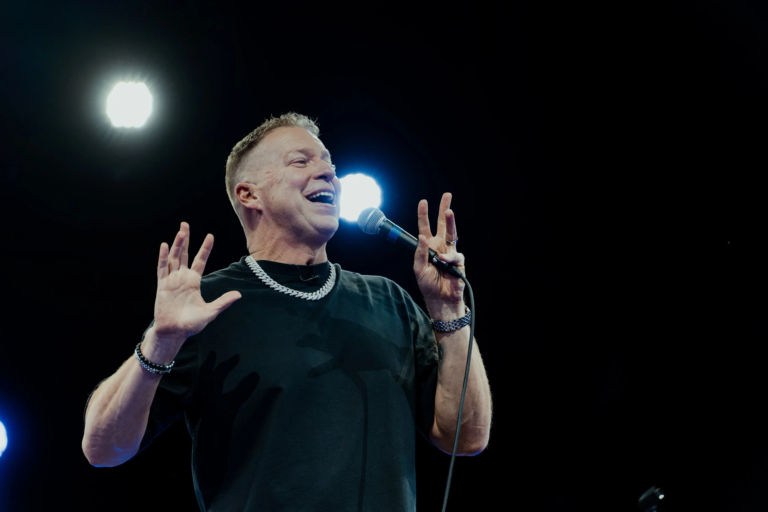 Gary Owen-6.jpg