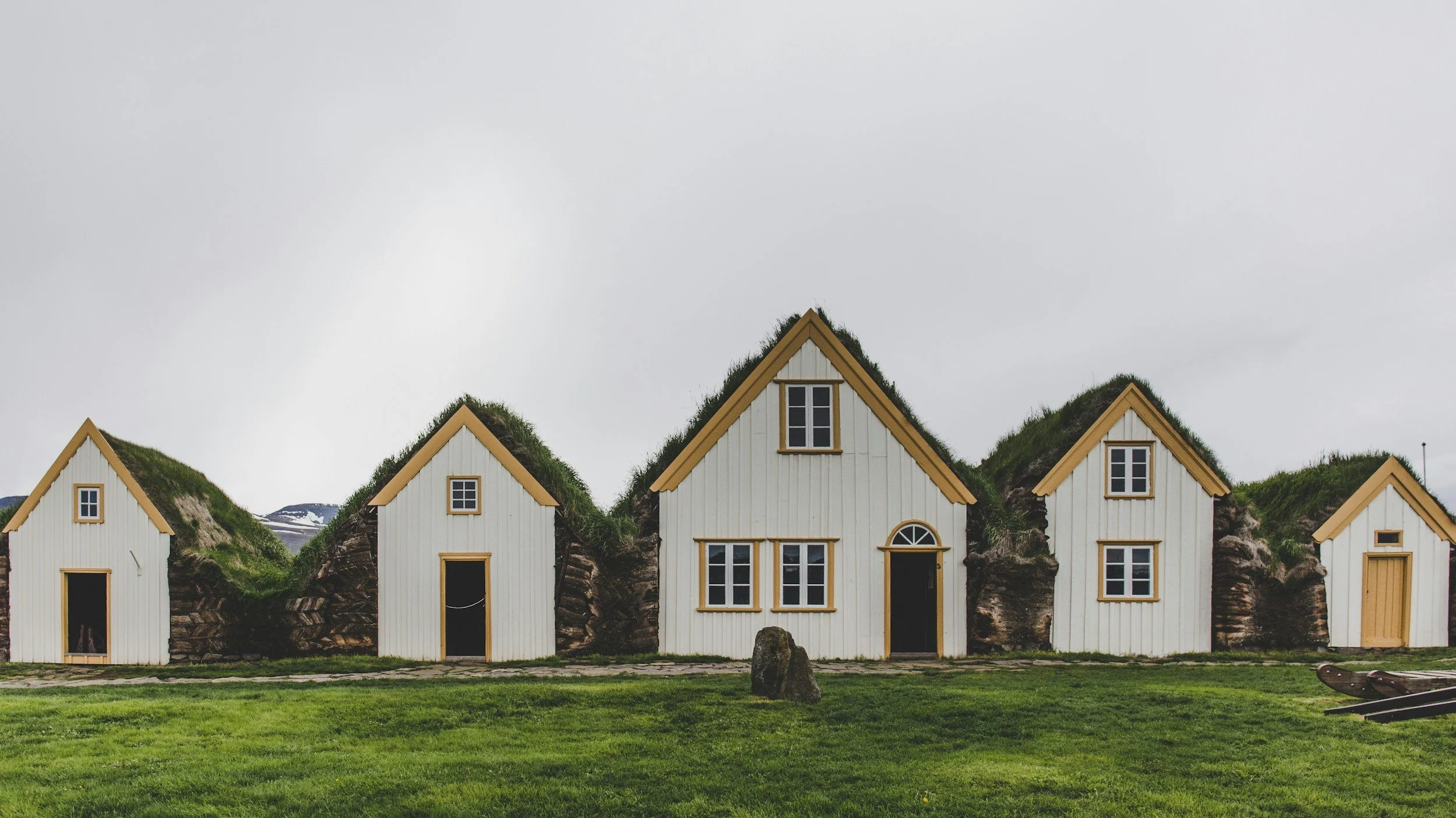 unsplash-image-EQlH1mB_iE4.jpg