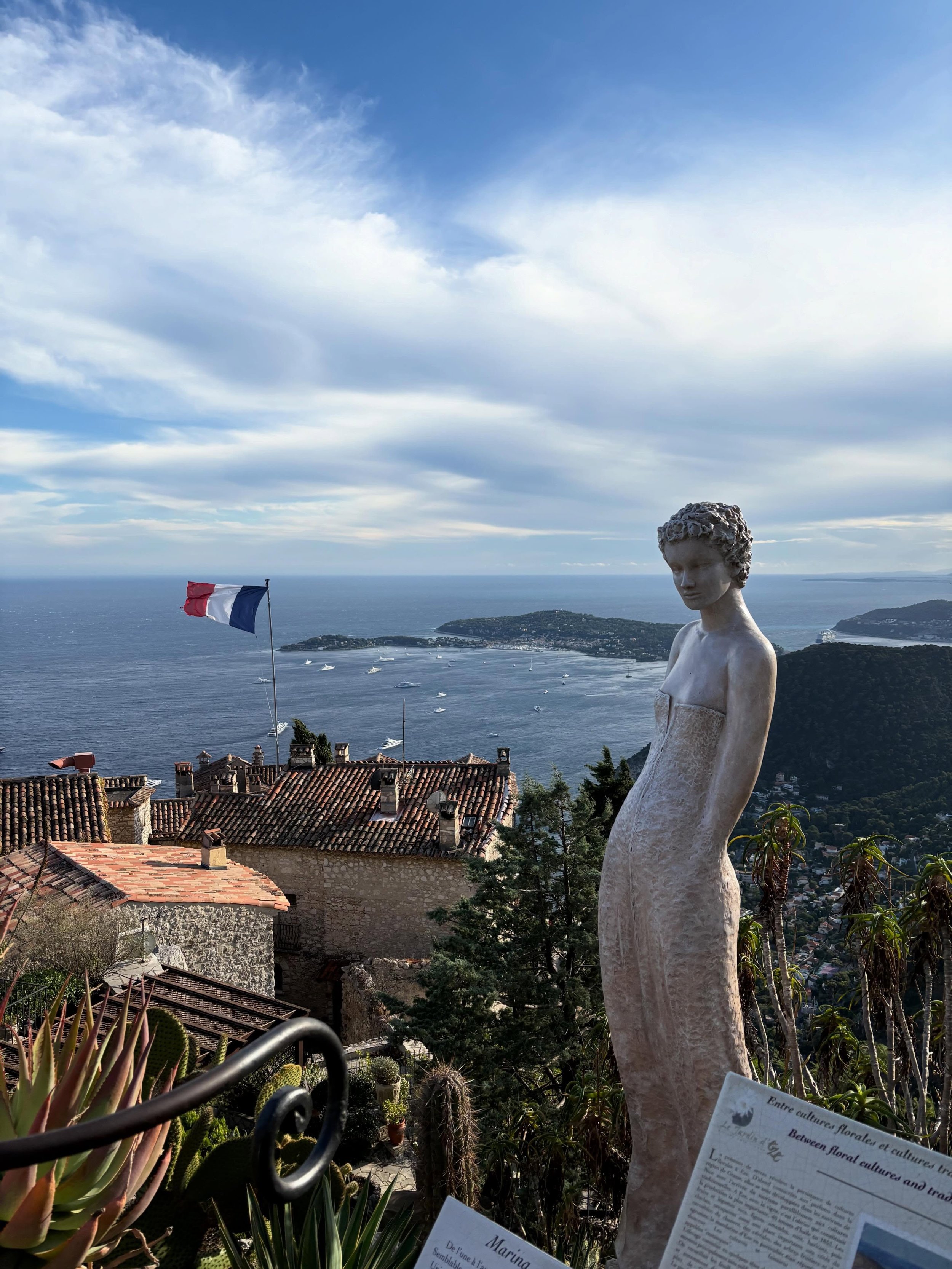 Did you know Delta has a non-stop flight BOSTON to Nice? 🇫🇷 
Make France your next destination, and don&rsquo;t just think it&rsquo;s all about Paris! 

The coast of France is a beautiful destination and many of our clients are choosing to explore 