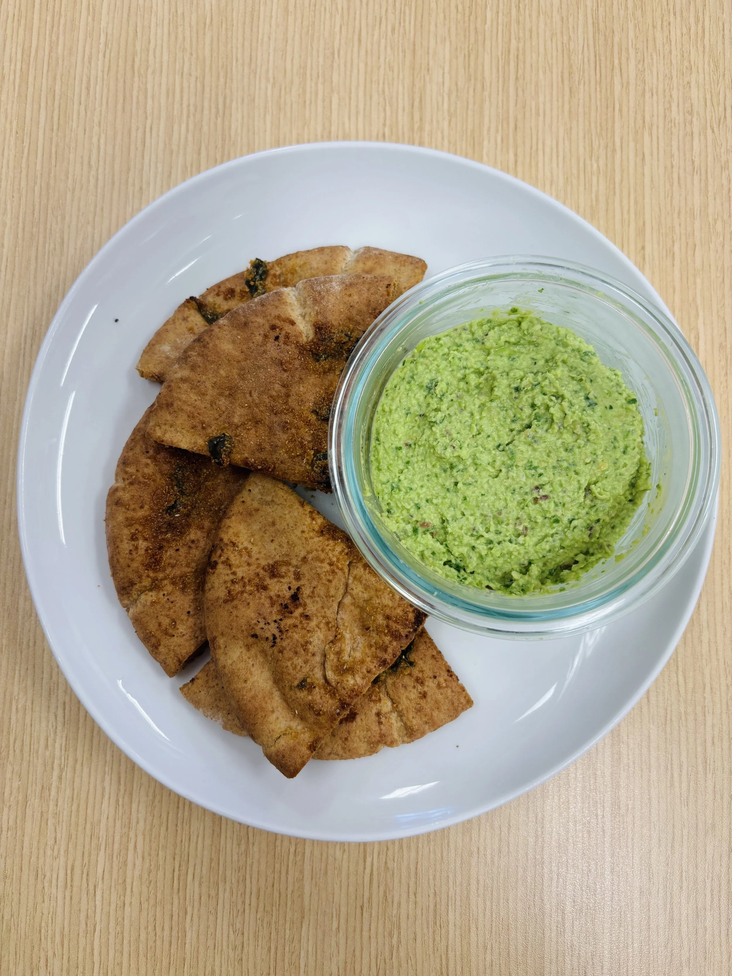 Green Machine Hummus 