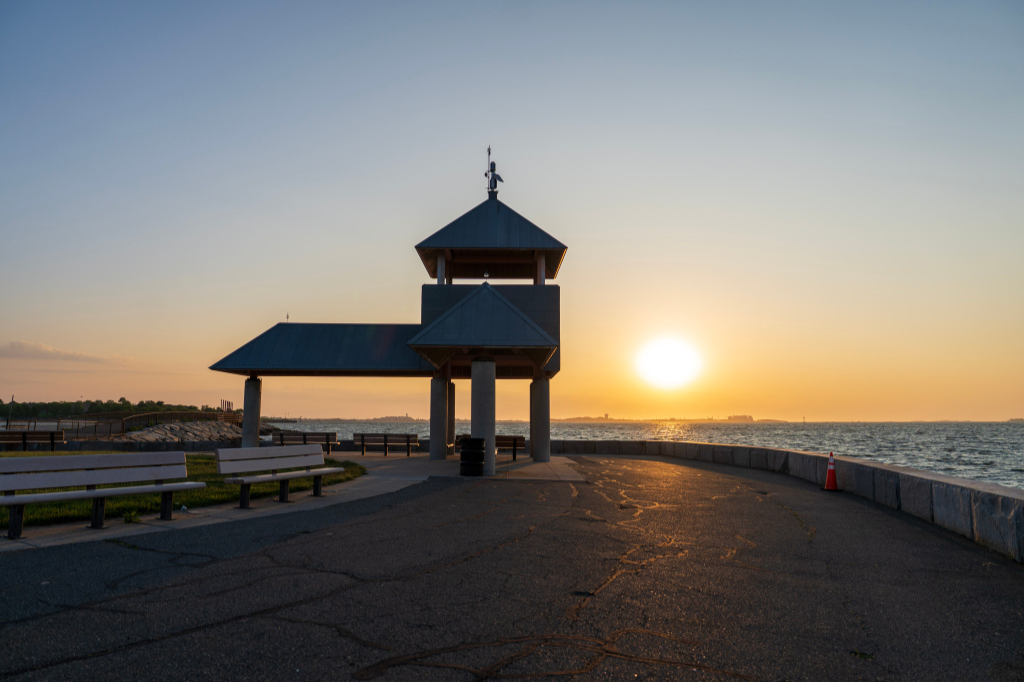 Sugar Bowl Sunrise - Castle Island