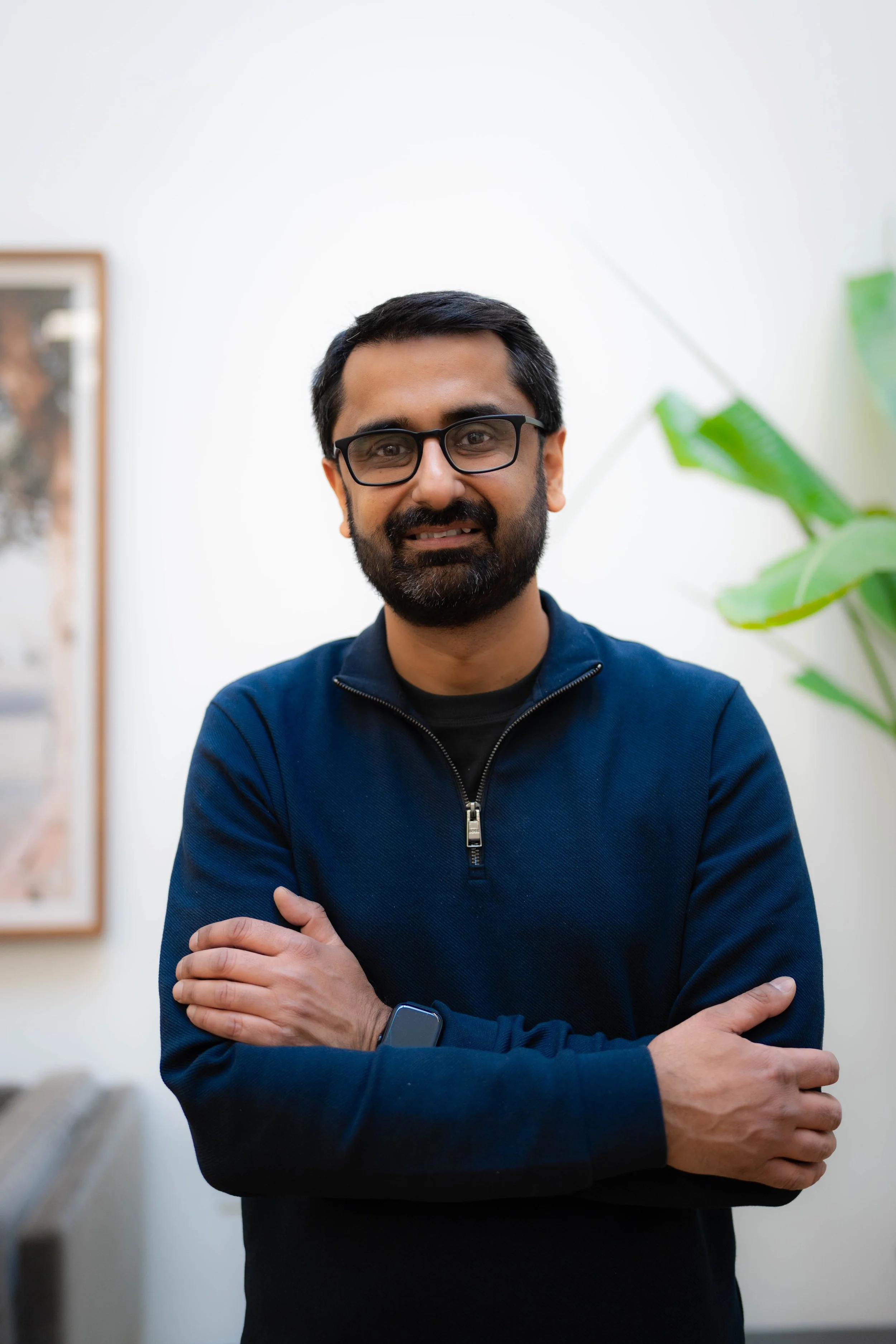 Jan 21_Vivek Headshots-9.jpg
