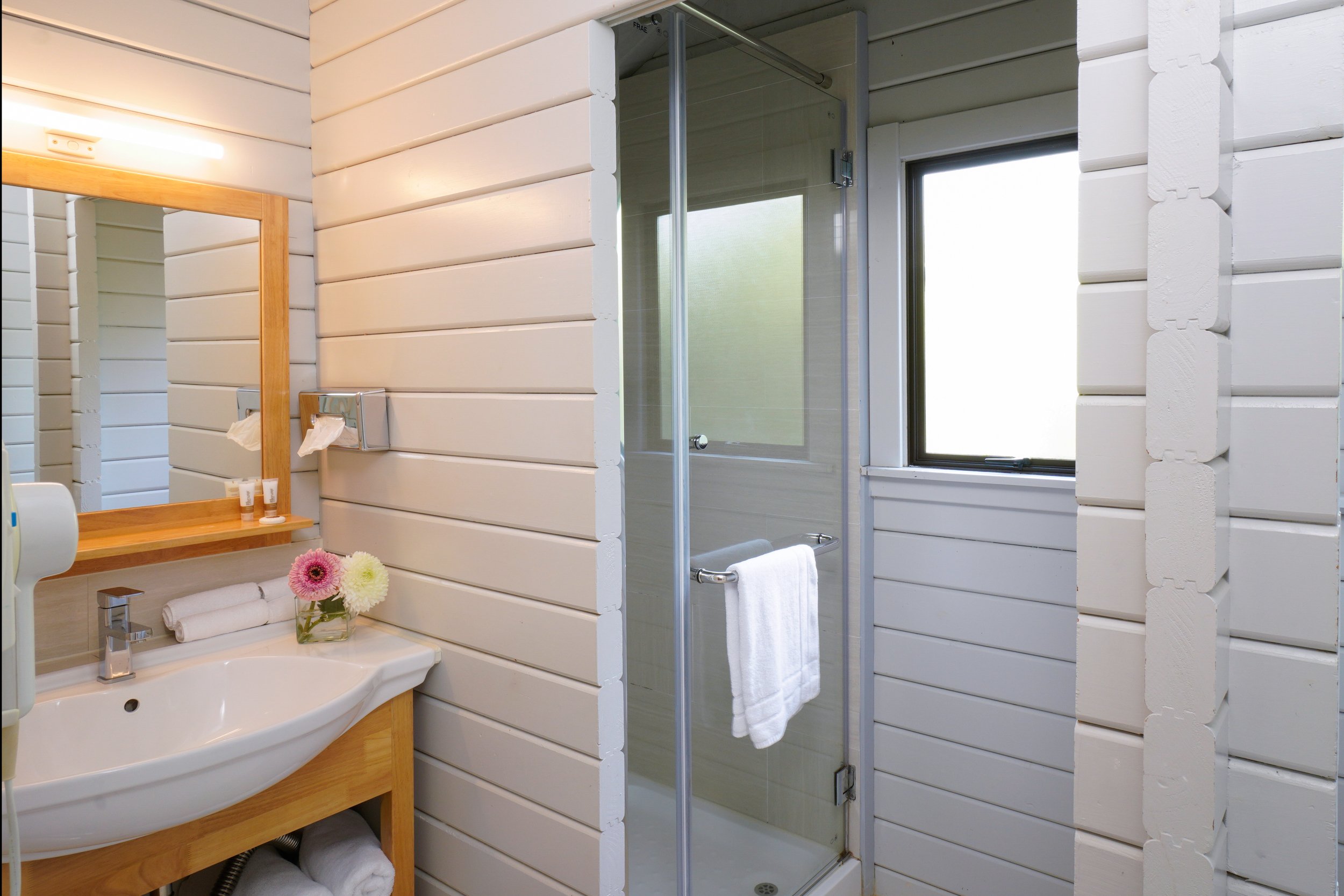 Portage Resort Korimako bathroom.jpg