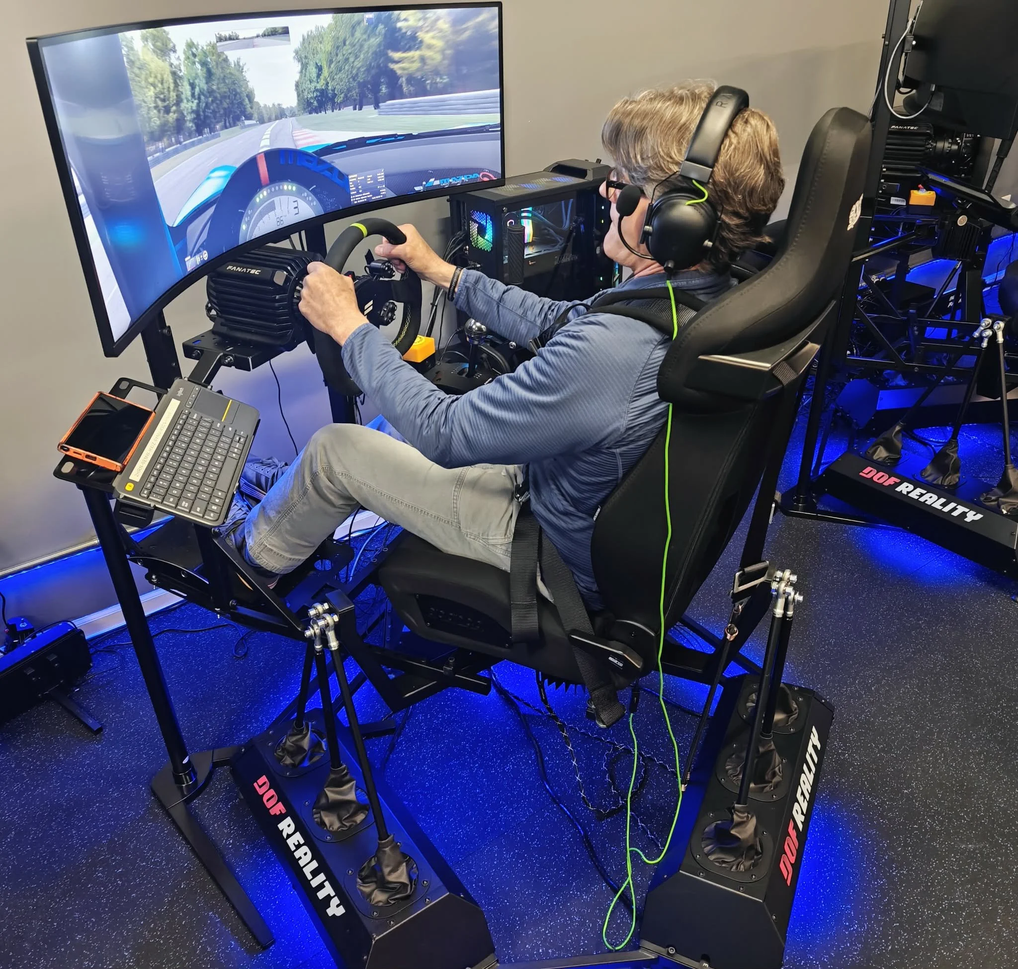close sim 1.jpg