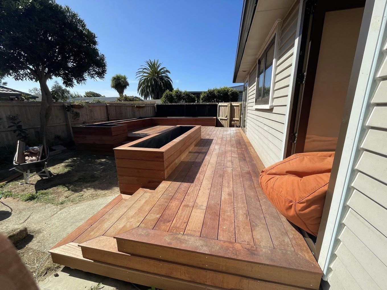Ground-Zero-Landscapes-Rolleston---Christchurch---Decks---Fences---Fencing----Retaining-Walls---Planter-Boxes---Pergolas---Landscaping---Builder--DeckingImg33.jpeg