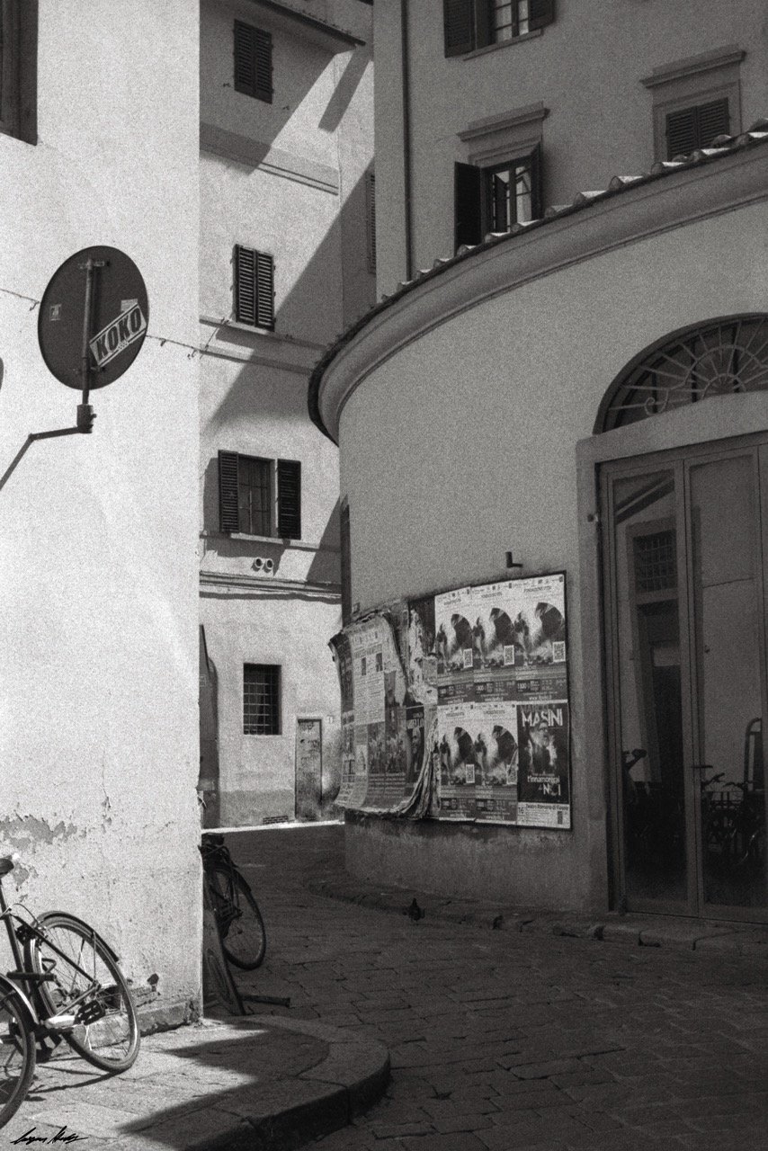 KODAK EXPIRED PARIS(1)-9 copy 2 Large.jpeg