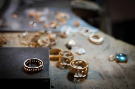 Jewellery (Luohu, Shenzhen)