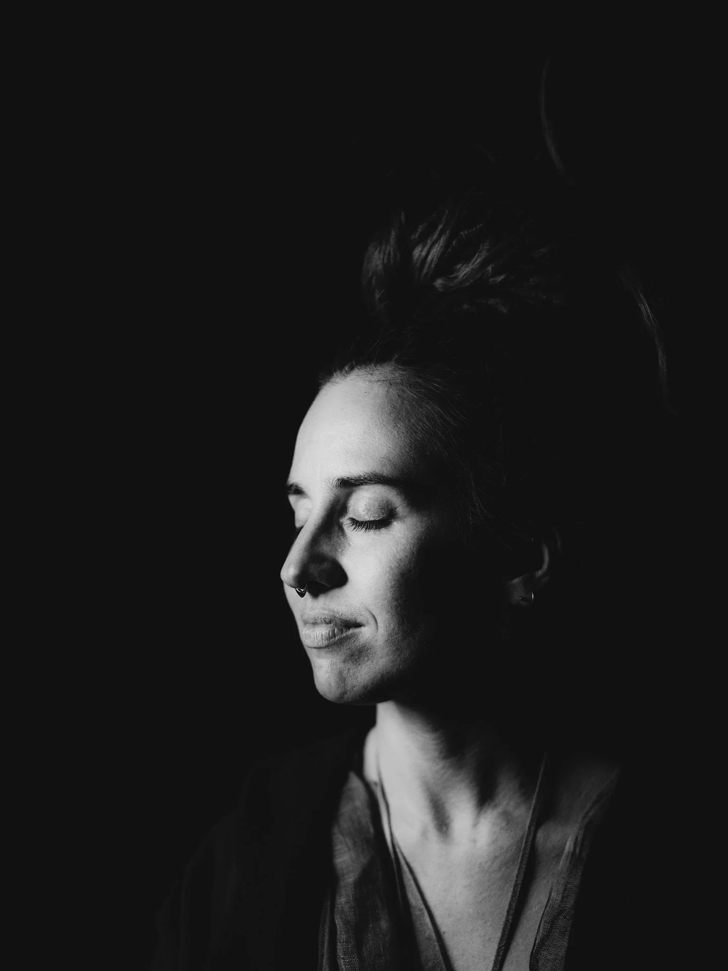 People are art
Seeing them as anything else
Is a disservice to their spirit

People are nature
Experiencing them as anything else
Is a disservice to life

📸: portraits with @itsfuckinghardbeingahuman on Cathedral after sun went down &amp; stars came