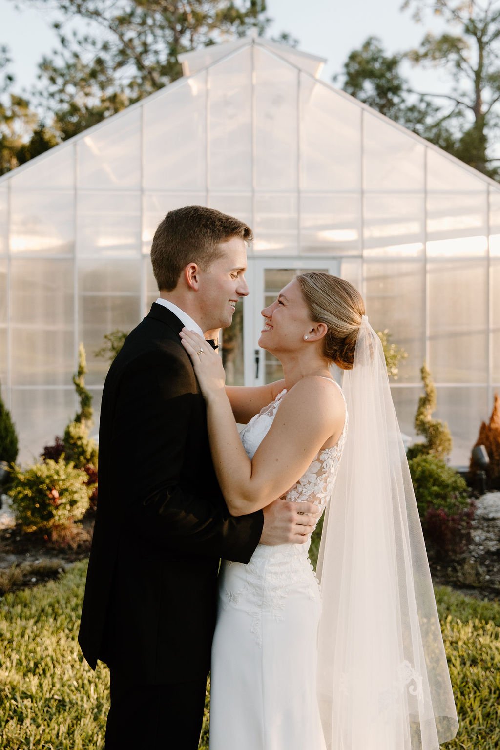 Barn Wedding at The Seven Oaks Ranch