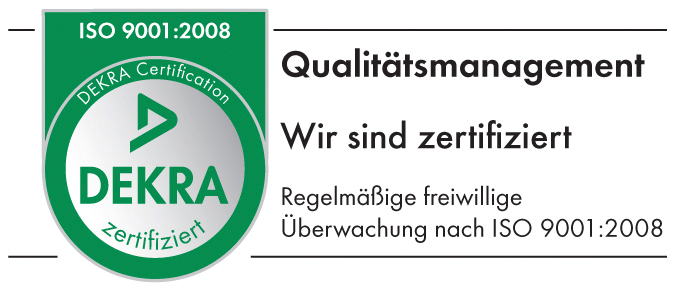 Zertifikat für Qualitätmanagement nach ISO 9001:2008, DEKRA Zertifizierung, grünes Logo mit weißem Hintergrund