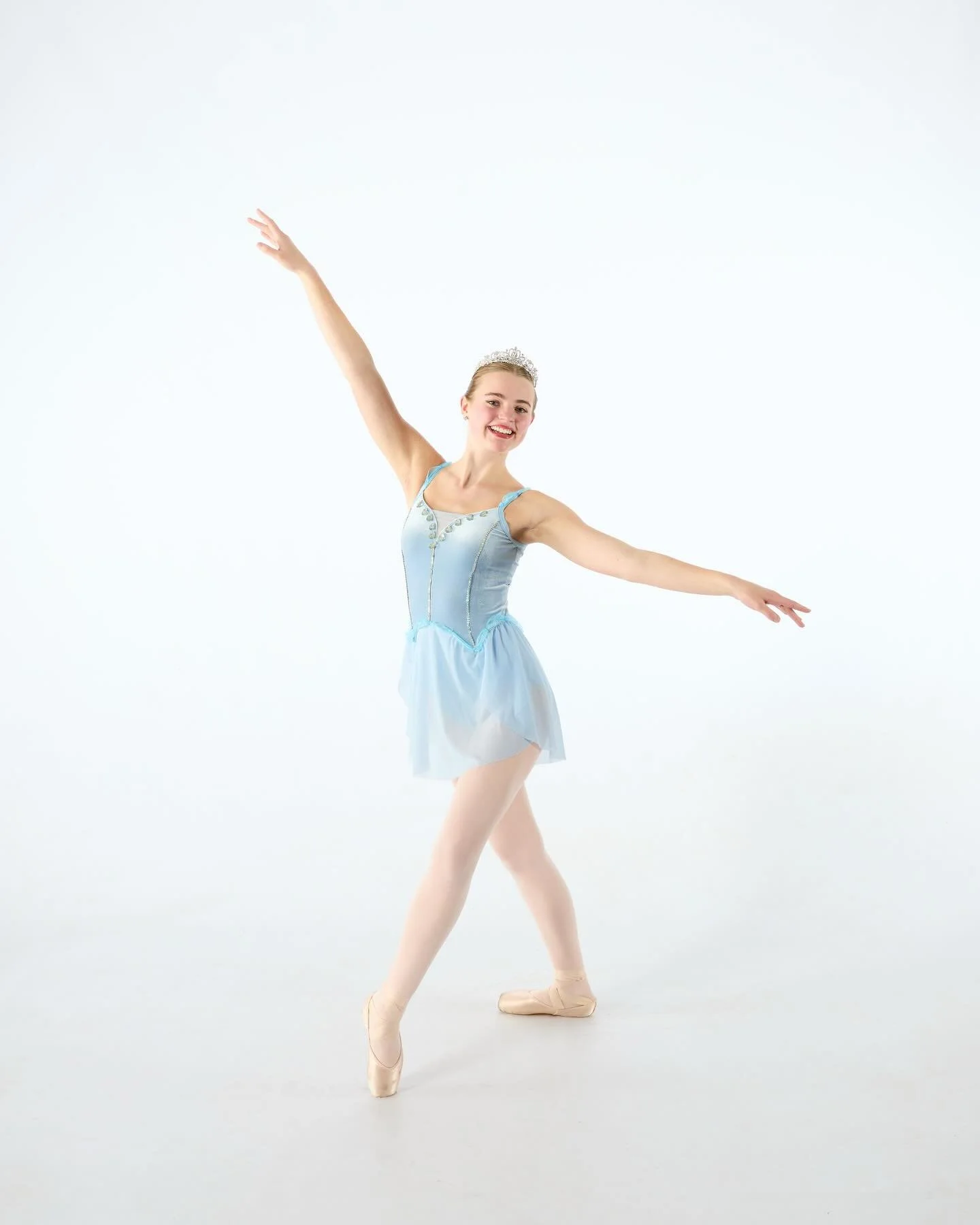 🌸 Introducing the Waltz of Flowers Cast 🌸

Meet our beautiful Waltz of Flowers cast &mdash; featuring our Dew Drop, demi-soloists, and flower corps.
Together, they bring one of the most iconic scenes of the Nutcracker to life with elegance, strengt