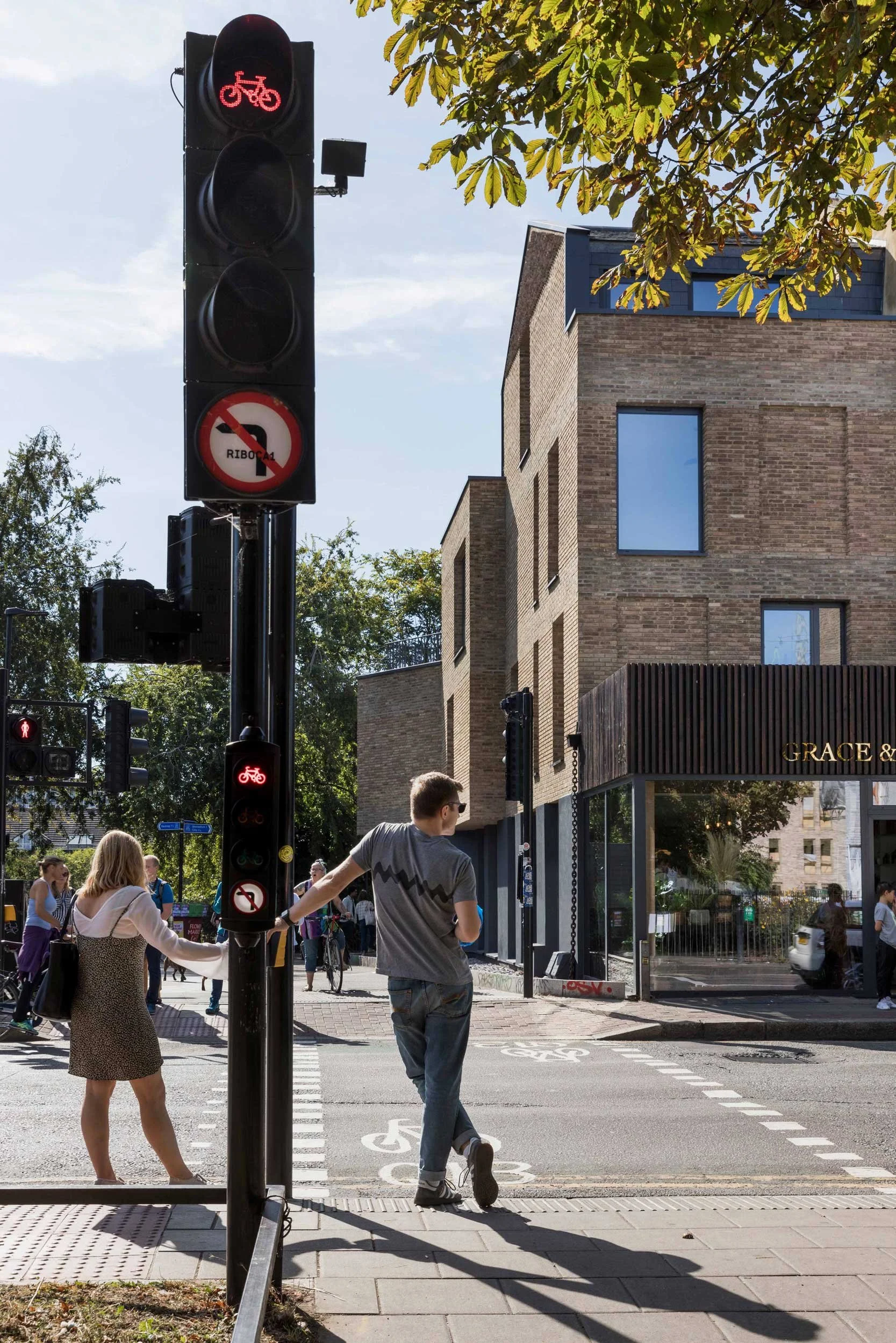 Hackney_Road_CarterFleming_3.jpg