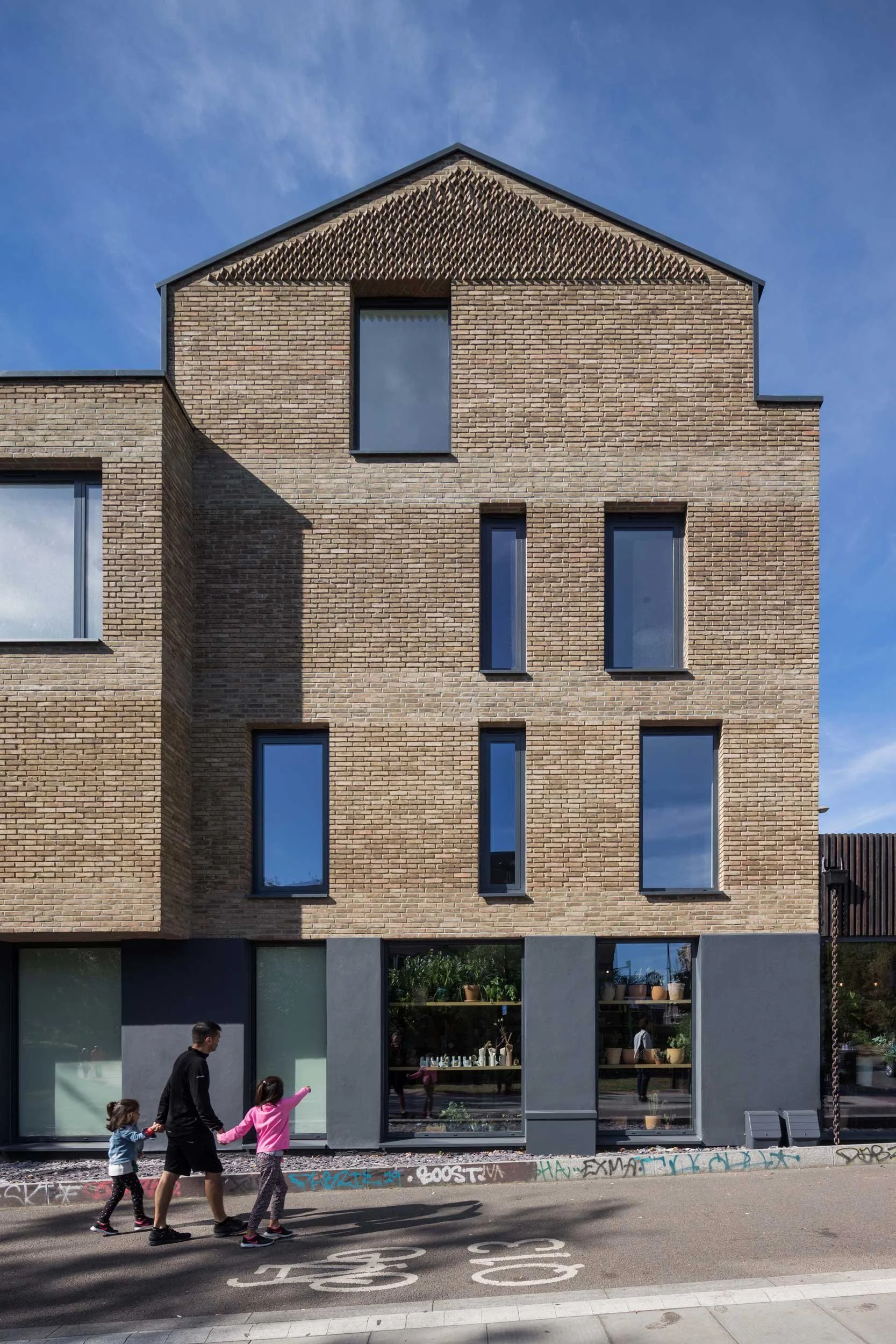 Hackney_Road_CarterFleming_2.jpg