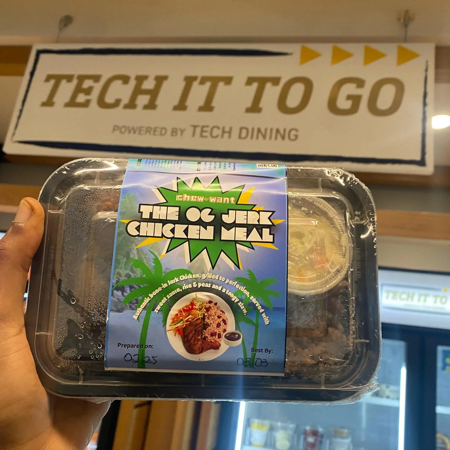 We&rsquo;re baaaackkkkk @georgiatech check out our jerk chicken meal now available at: 
📍John Lewis student center 
⭐️Easy meal reheat-able on the go or late at night
.
#college #mealprep #campusdining #techdining #catering