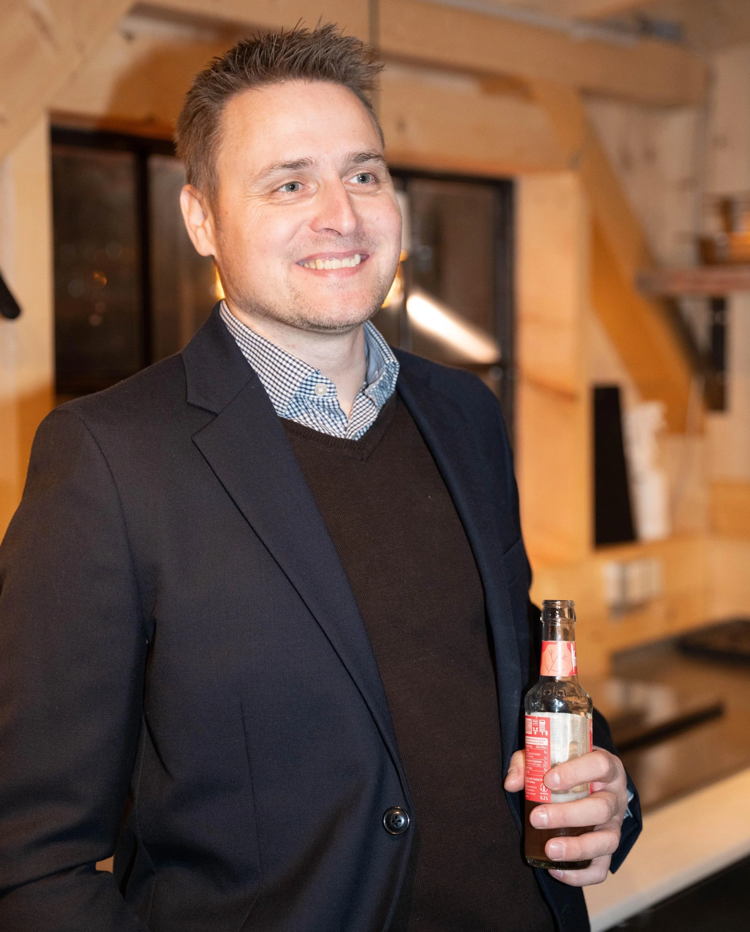 kon_Jörg beim Treffen mit anderen Anwendern (1) (c) Ottobock.jpeg