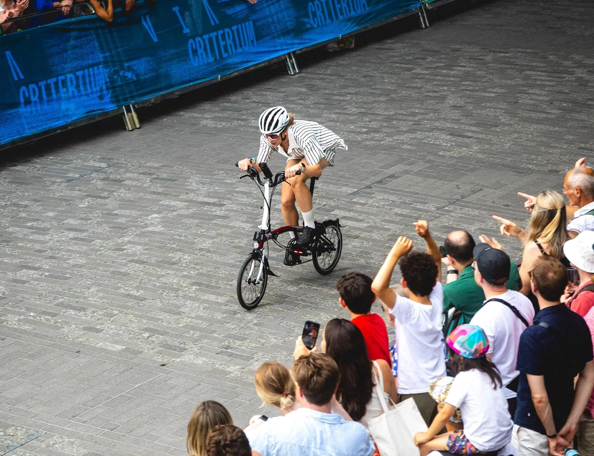 #137: Weltmeisterin auf dem Faltrad: Wie Honor Elliott die Brompton WM gewann