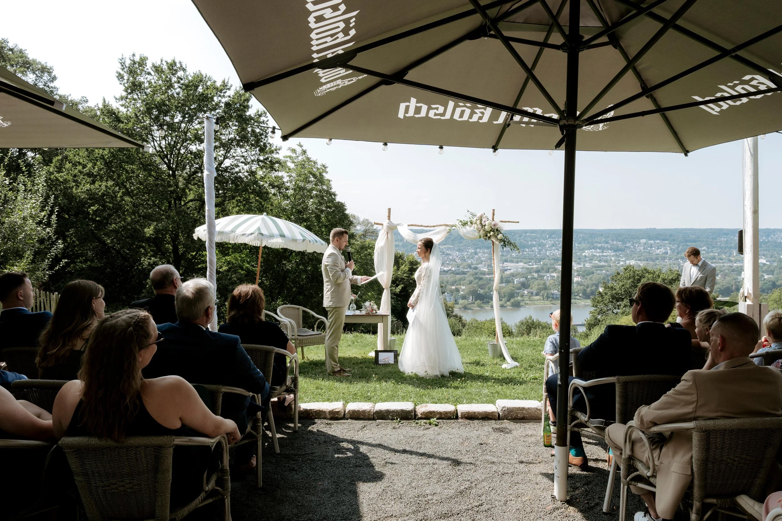 31 - laura_schmatz_n+f_trauung-08060.jpg