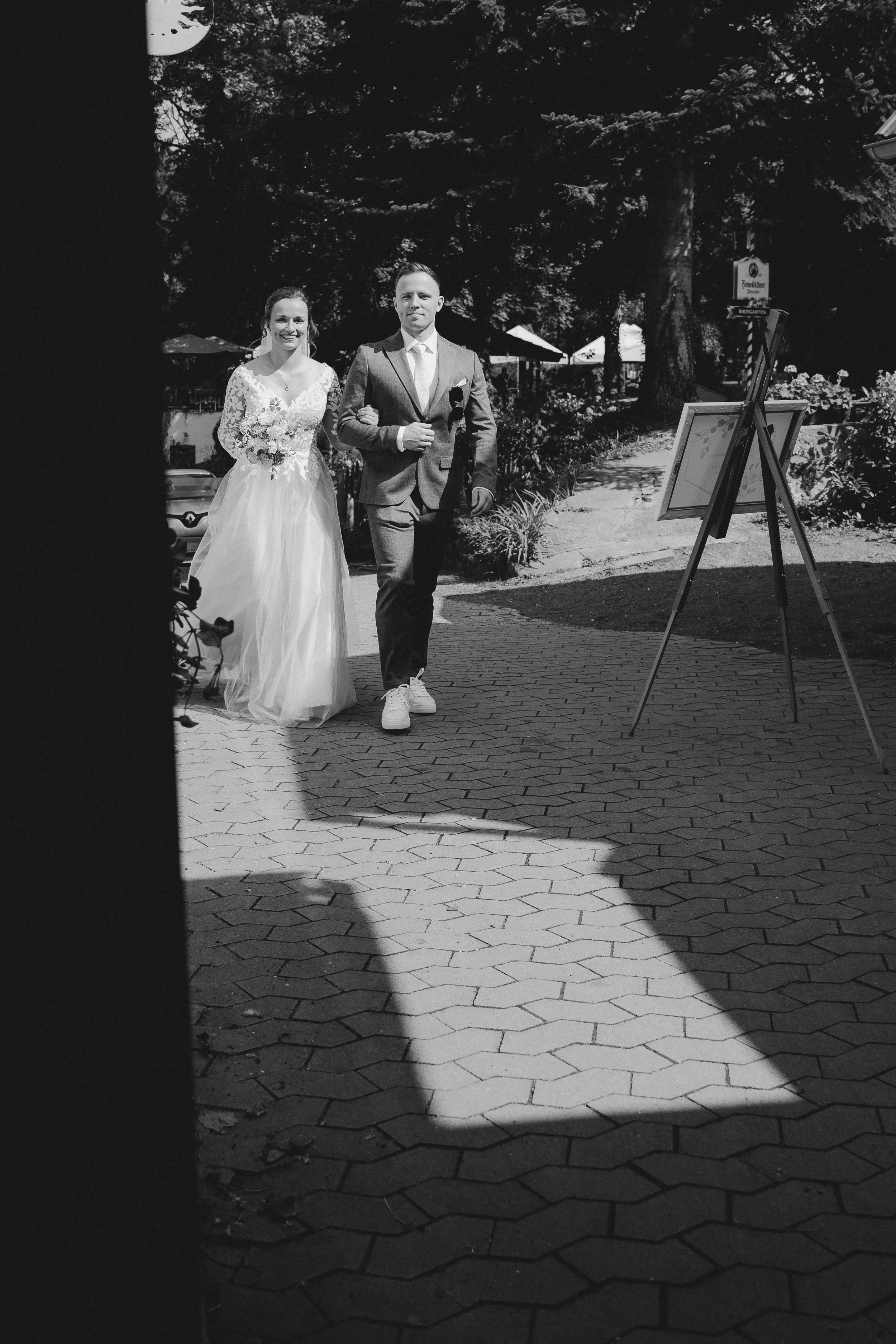 25 - laura_schmatz_n+f_trauung-07677.jpg