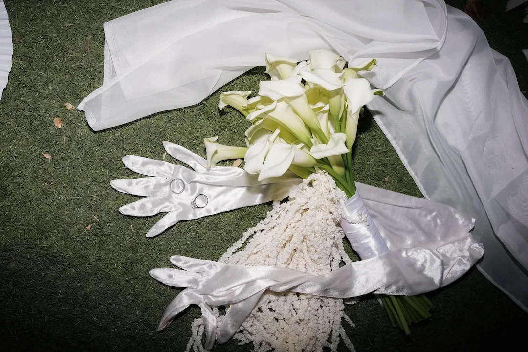 bridal bouquet and wedding rings