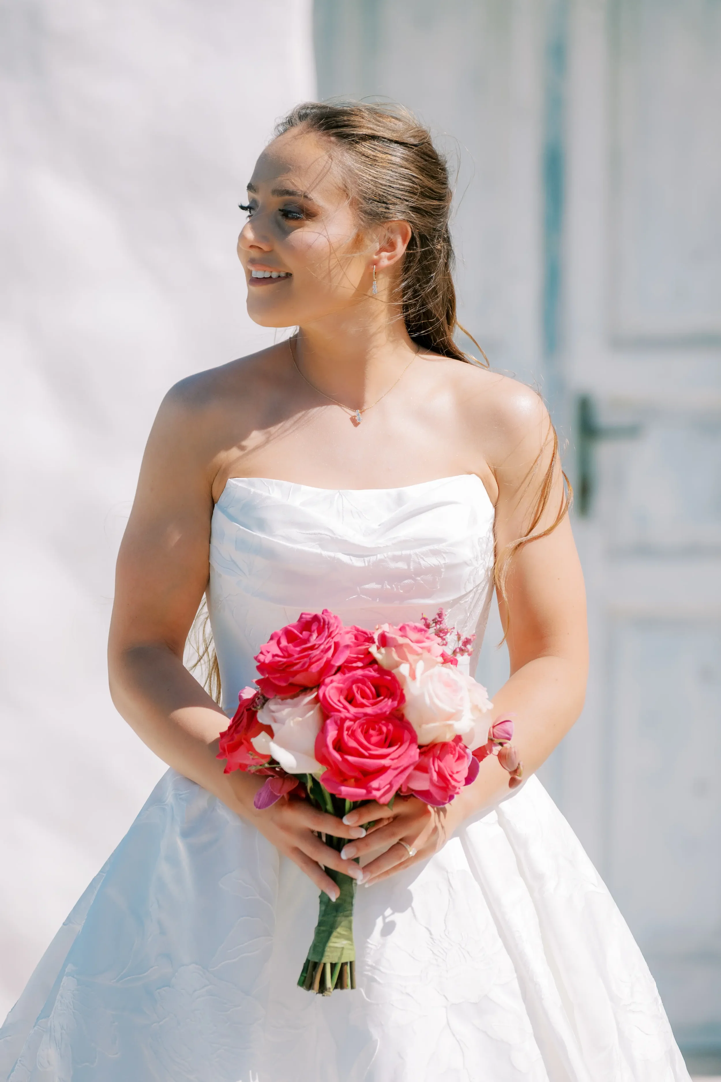 bride-with-her-wedding-bouquet.webp