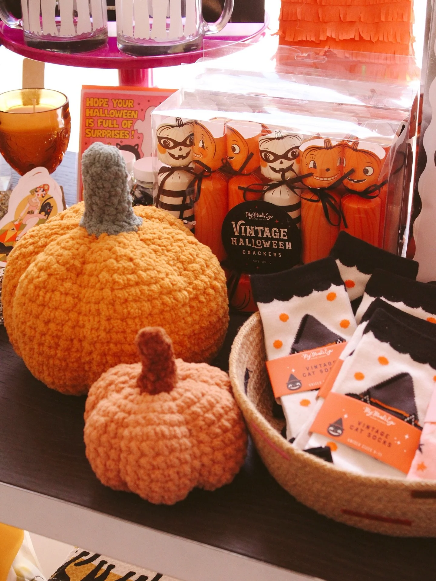 All the spooOoOokyyy goodies 🎃✨👻🕸️🕷️
Come check out our Halloween decor &amp; party supplies!

#electricmixer #halloween #halloweendiy #halloween2025 #halloweenfun #halloweenvibes #halloweentheme #halloweendecor #party #halloweenparty #halloweenp