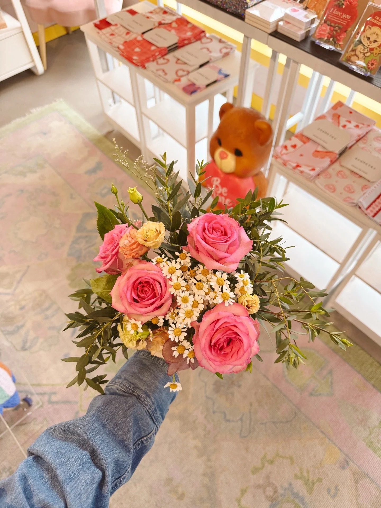 Flowers &amp; cards for your 🍯 this Valentine&rsquo;s season 🥹✨💌🌷