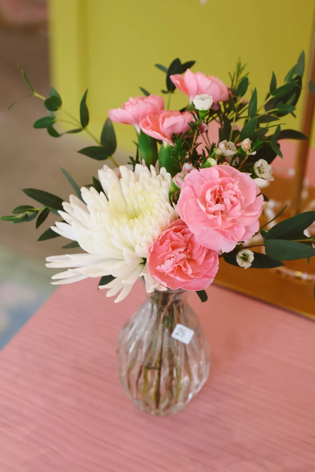 floral arrangement 2.JPG