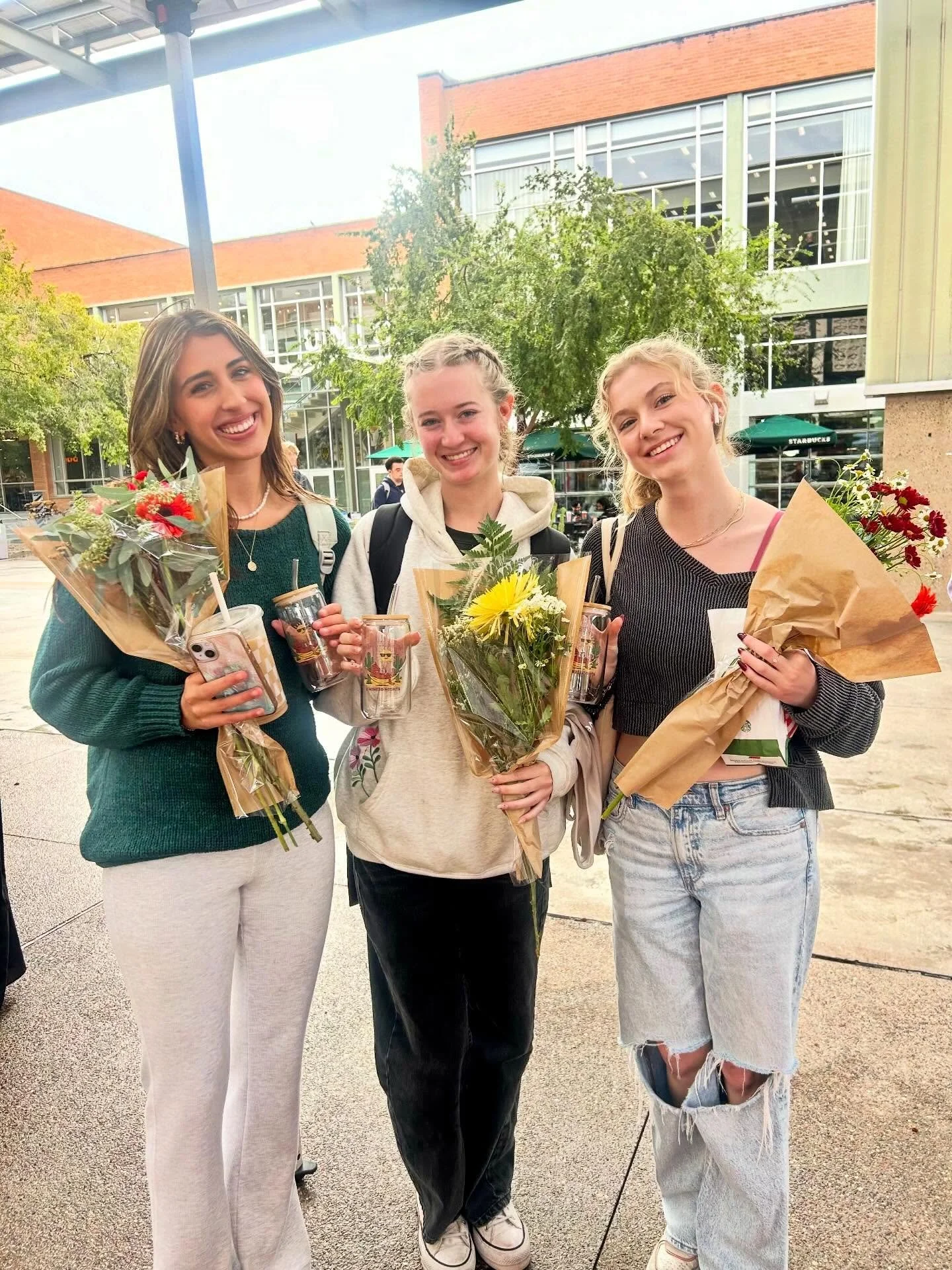 That&rsquo;s a wrap on the fall housing fair! Over 200 of you stopped by to chat about life at Nine20 🫶🏼 Don&rsquo;t forget, there&rsquo;s still two days left to sign for Fall 2026 and save $1900!