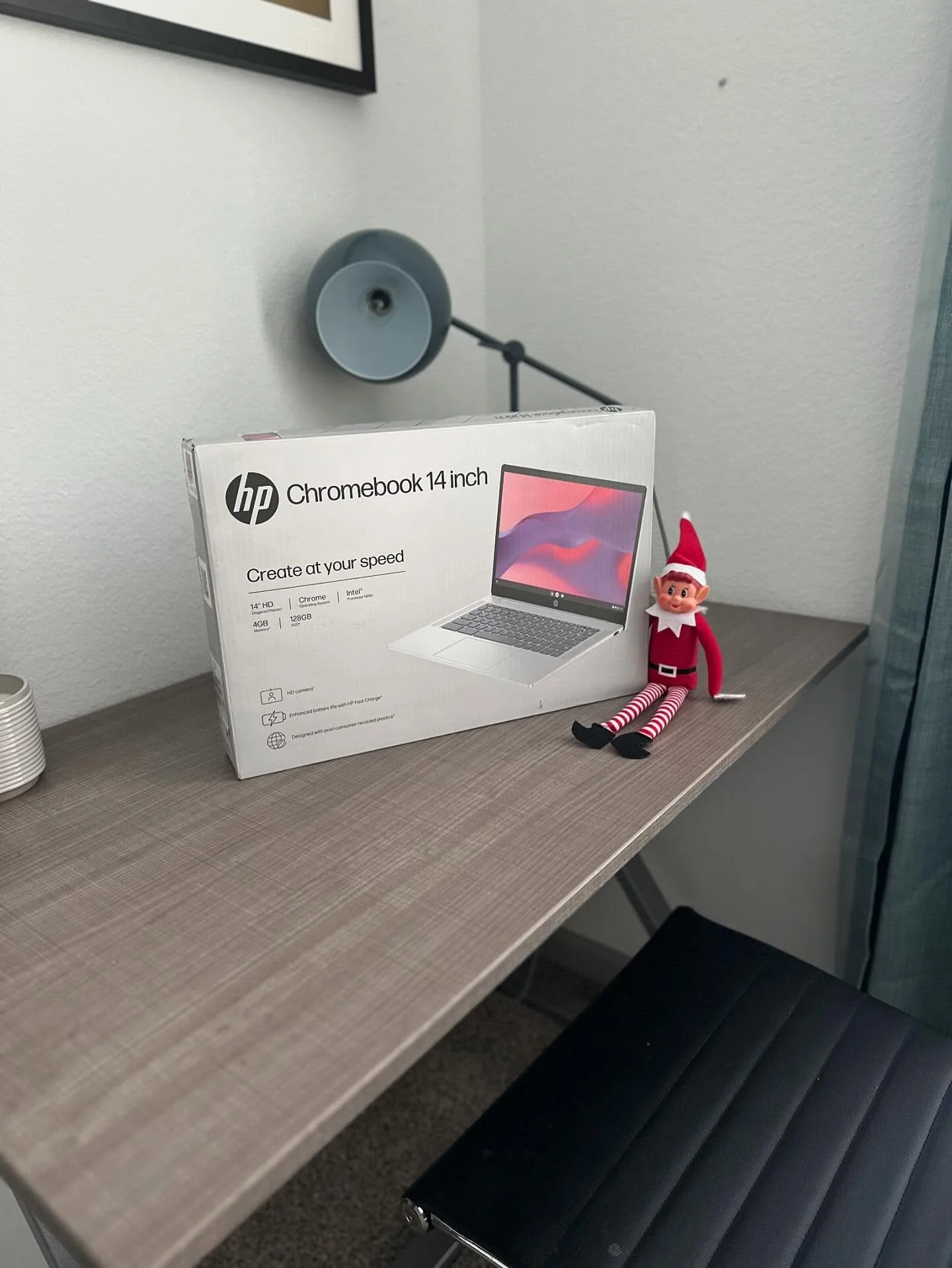 🎁 DAY 10 of 12 days of giveaways!

Willie says this Chromebook is perfect for school&hellip; or for online shopping, he doesn&rsquo;t judge.

How to enter: 
🎄 Like this post 
🎄 Tag a friend who could use this Chromebook to sign their renewal

✨ Bo