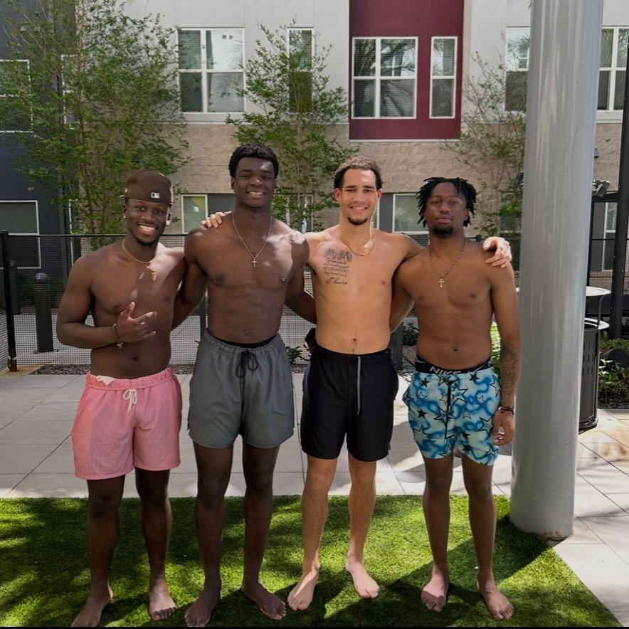 This could be you and your roommates next year ☀️💦 

Still looking for a spot for your group?
Sign for a D1 standard space and receive 1/2 off September rent!