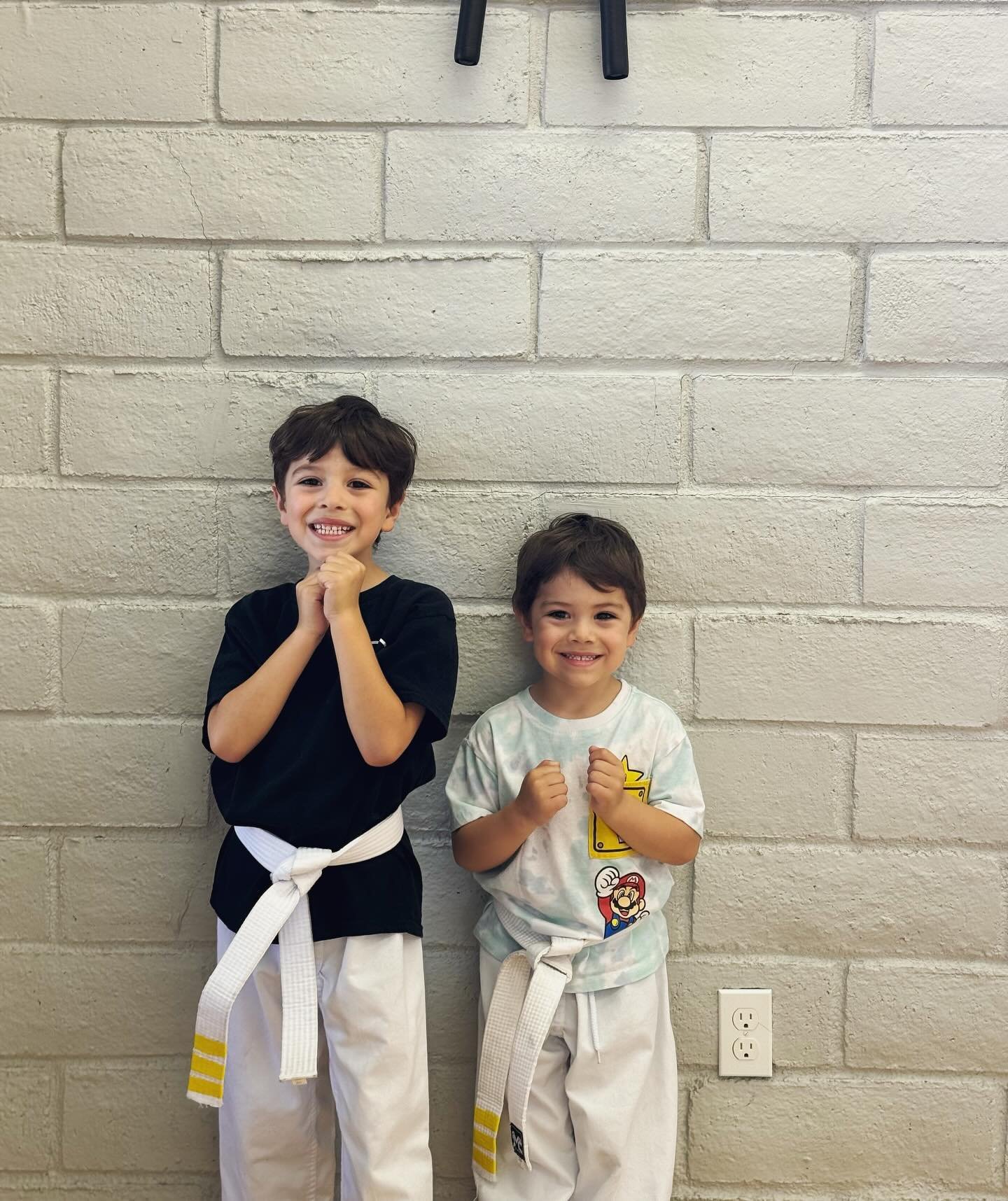 🌟FAMILY MARTIAL ARTS🌟

There&rsquo;s not better way to do martial arts than with your family🤗💙 Please welcome Ezekiel and Zanders! We are so happy to have these two as part of our Premier Martial Arts Academy family💫
