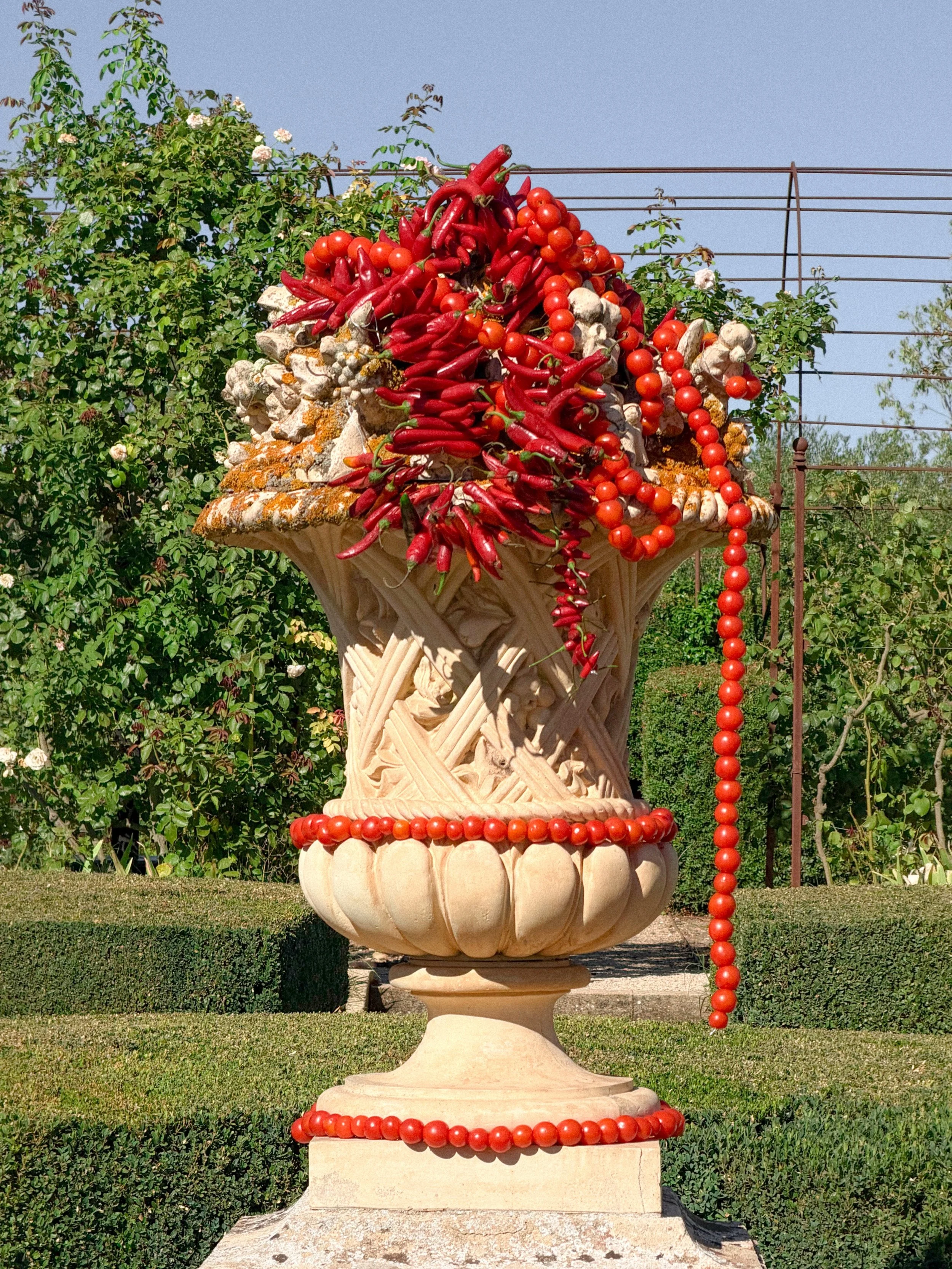 Bejeweled statues and fruity moments, with @studiosully