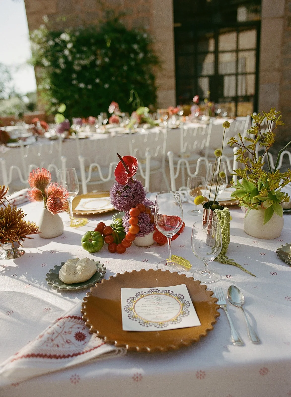 la-residencia-mallorca-wedding-table-styling.jpg