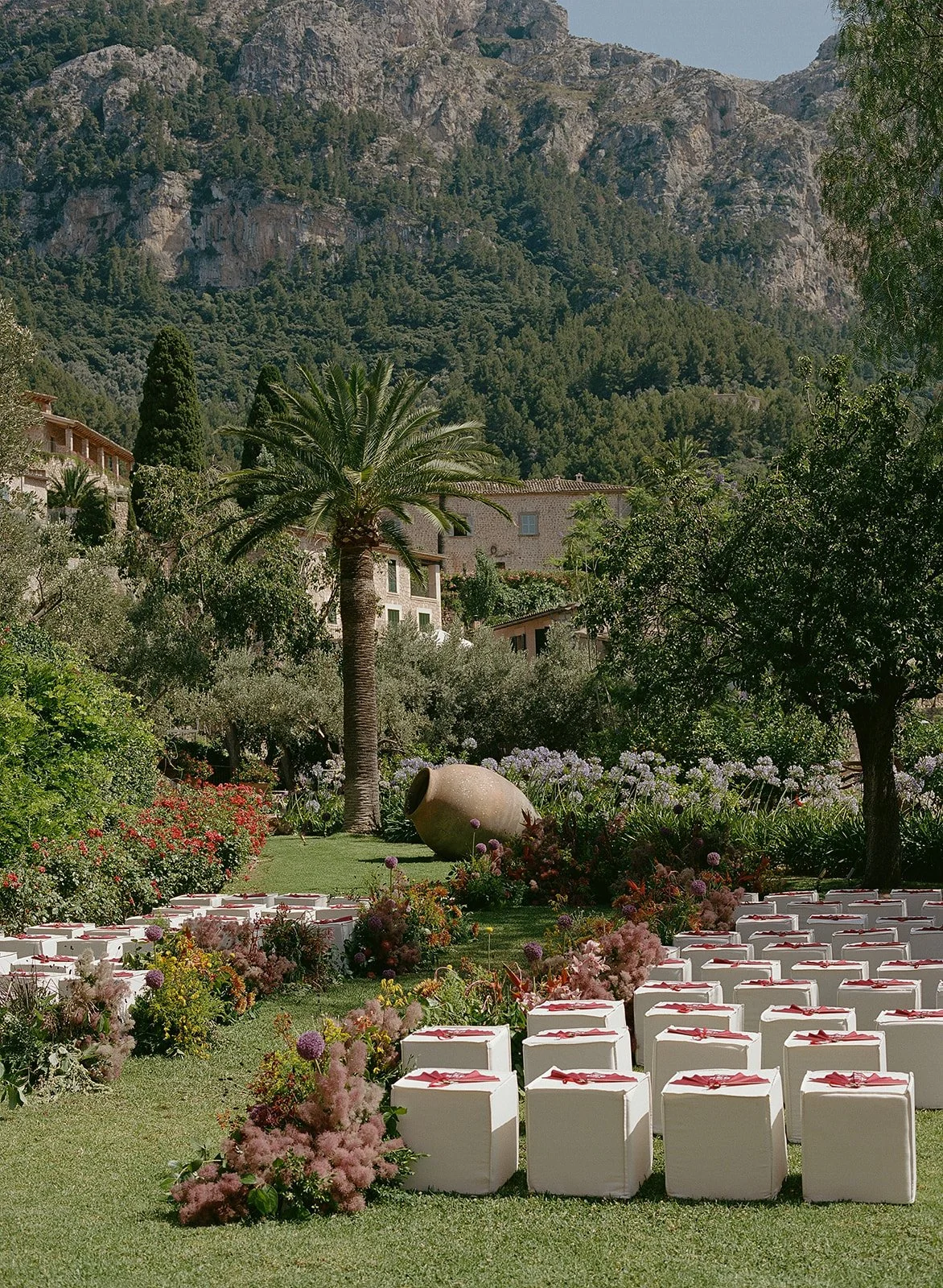 la-residencia-mallorca-wedding-ceremony-design.jpg