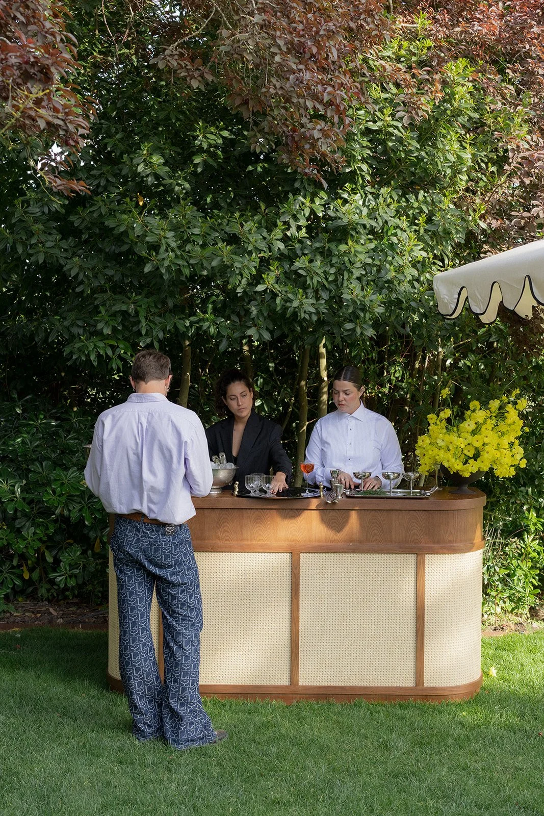 curated-cocktail-bar-floral-styling-portugal.jpg