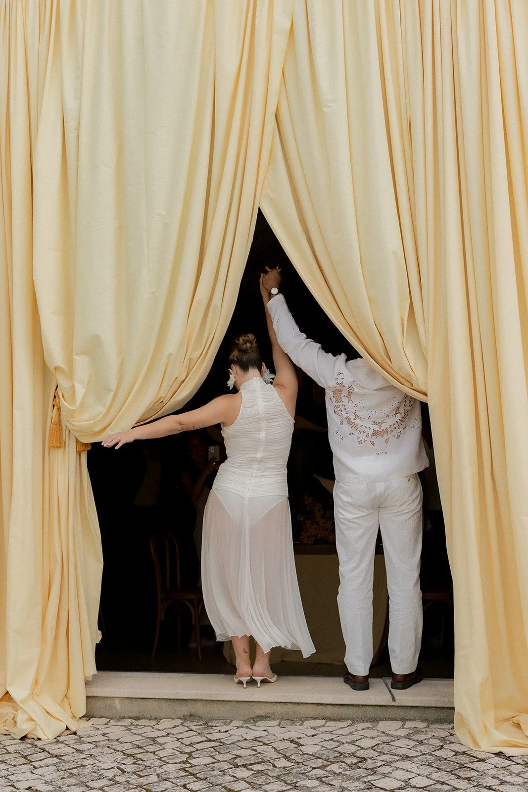 editorial-wedding-event-styling-cream-drapery.jpg
