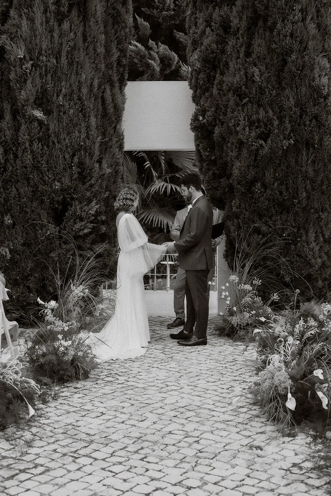 Outdoor-Ceremony-at-Charming-Wedding-Venue-Portugal.jpg