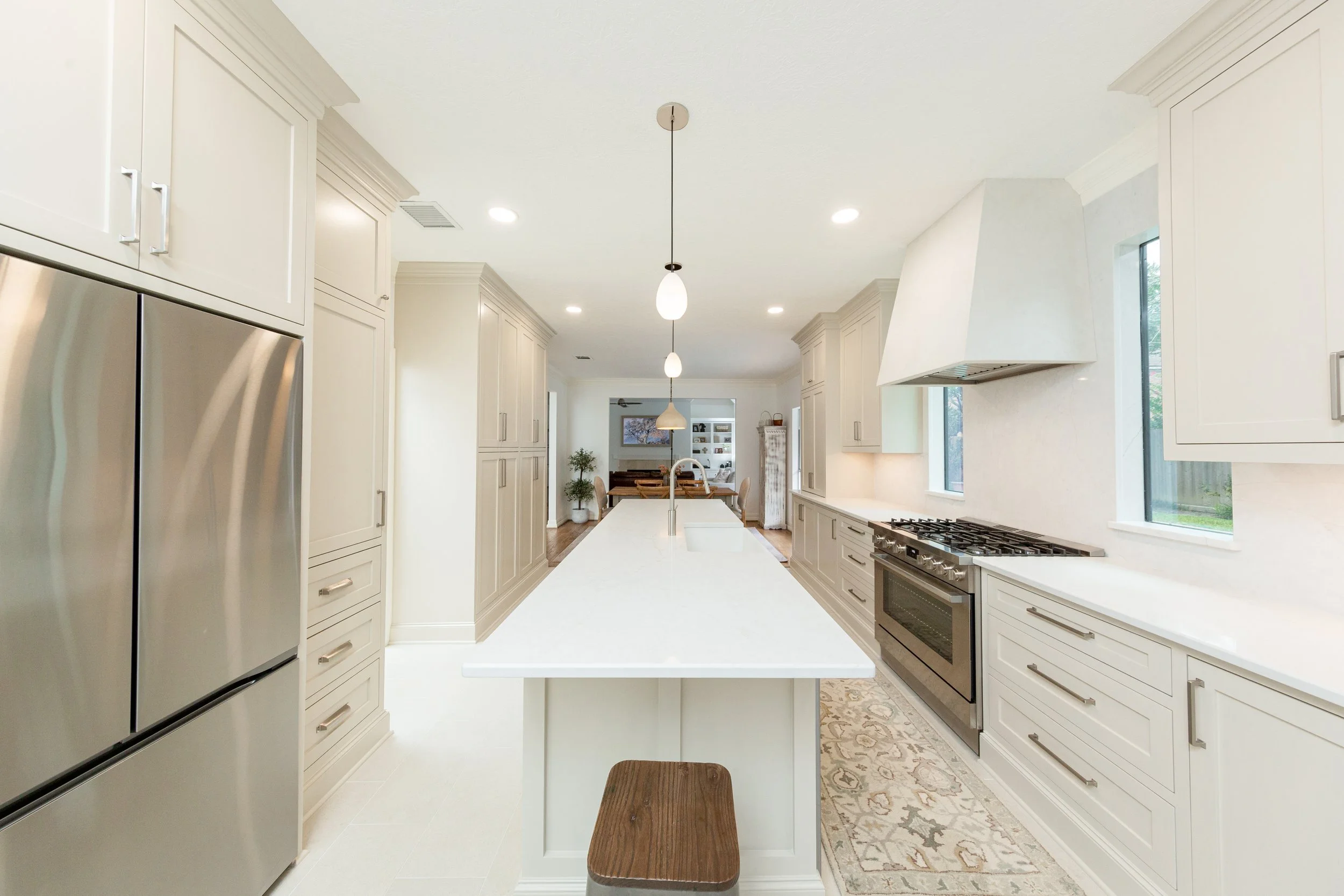 Kelliwood Custom Kitchen