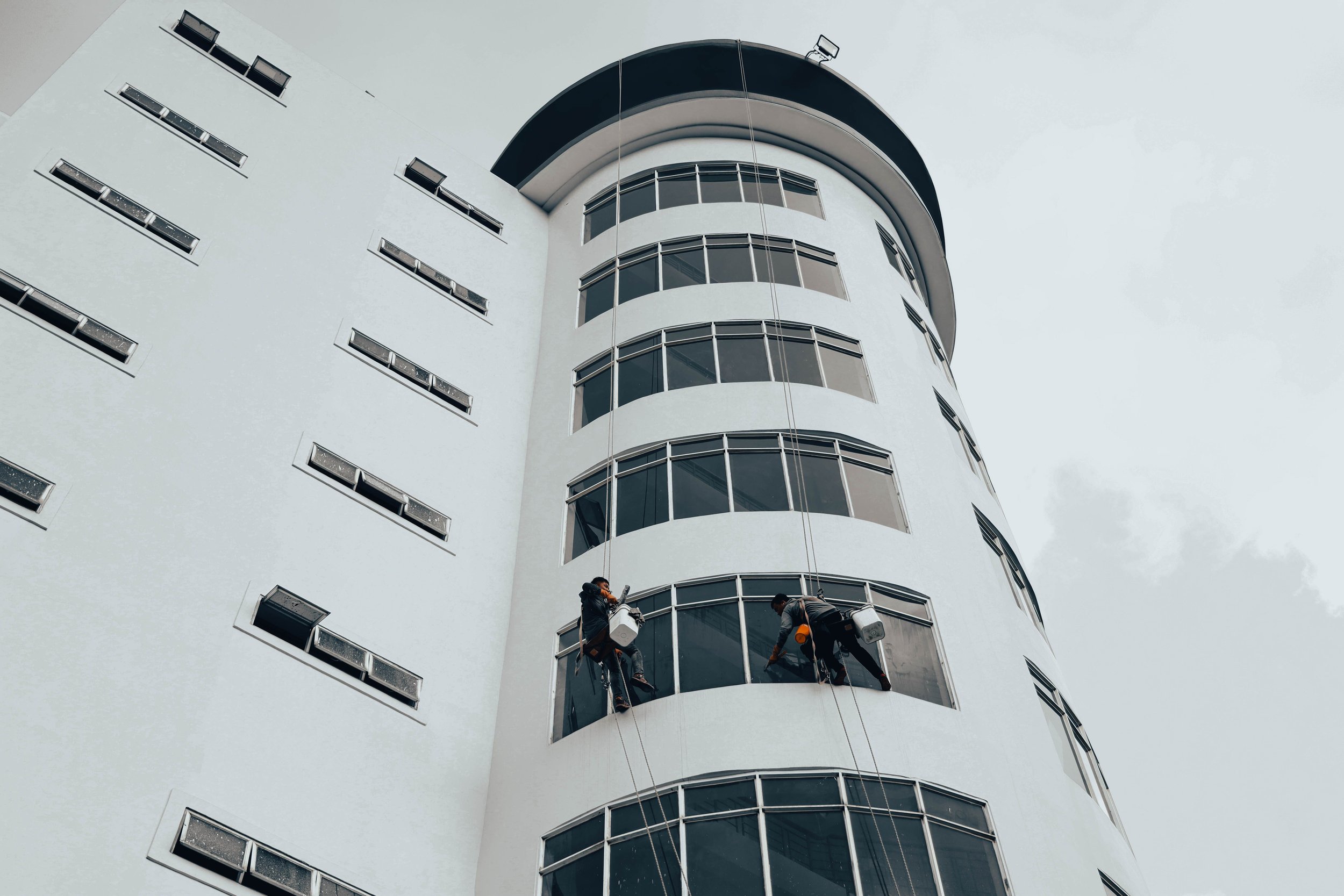 Luxury high-rise property representing vendor coordination, maintenance oversight, and community operations.
