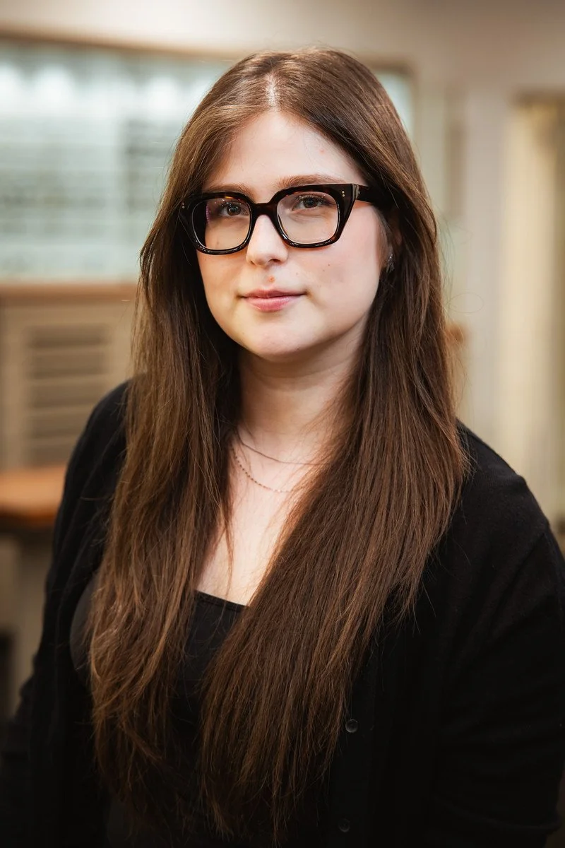Yasmin Yari Augenoptikerin
