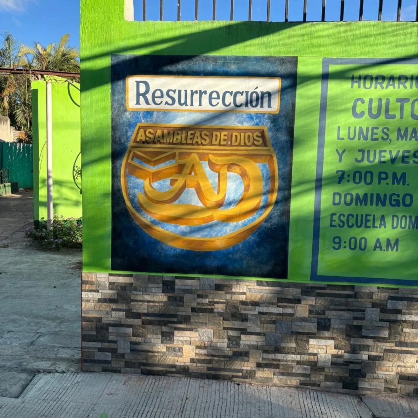 This was a roof project in Guatemala. Just finished. Thanksvto the donors of Integrity International.