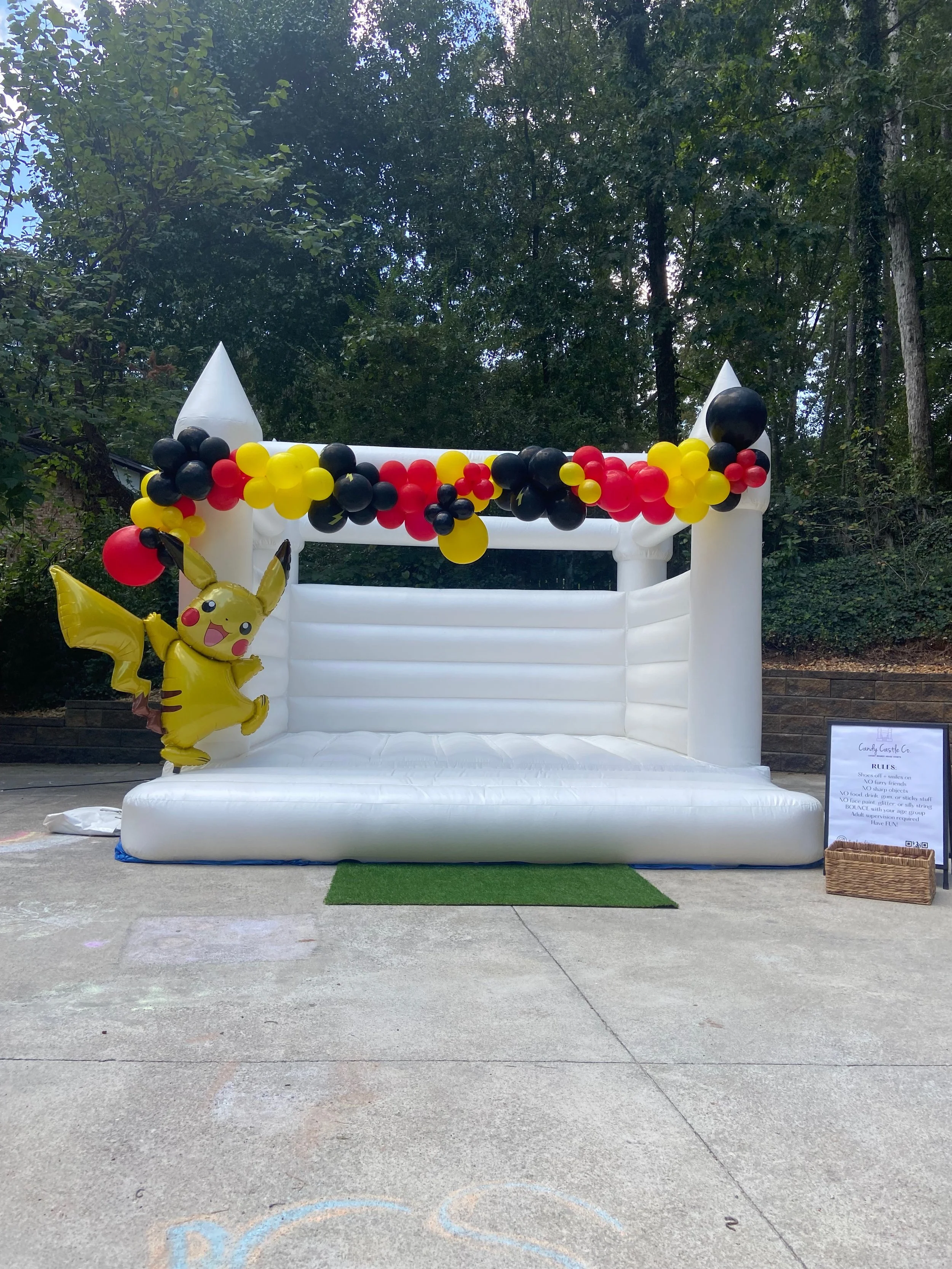 Candy Castle Co. Luxury Bounce House & Event Rentals Lilburn, GA